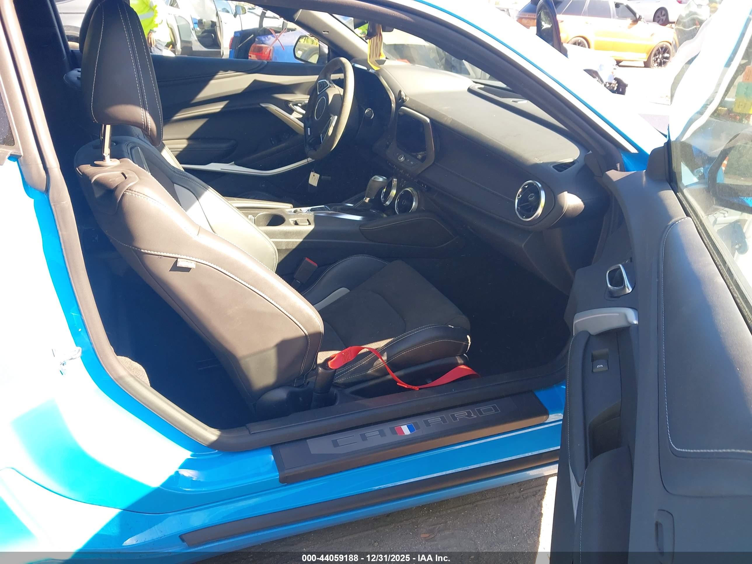 CHEVROLET CAMARO image 5