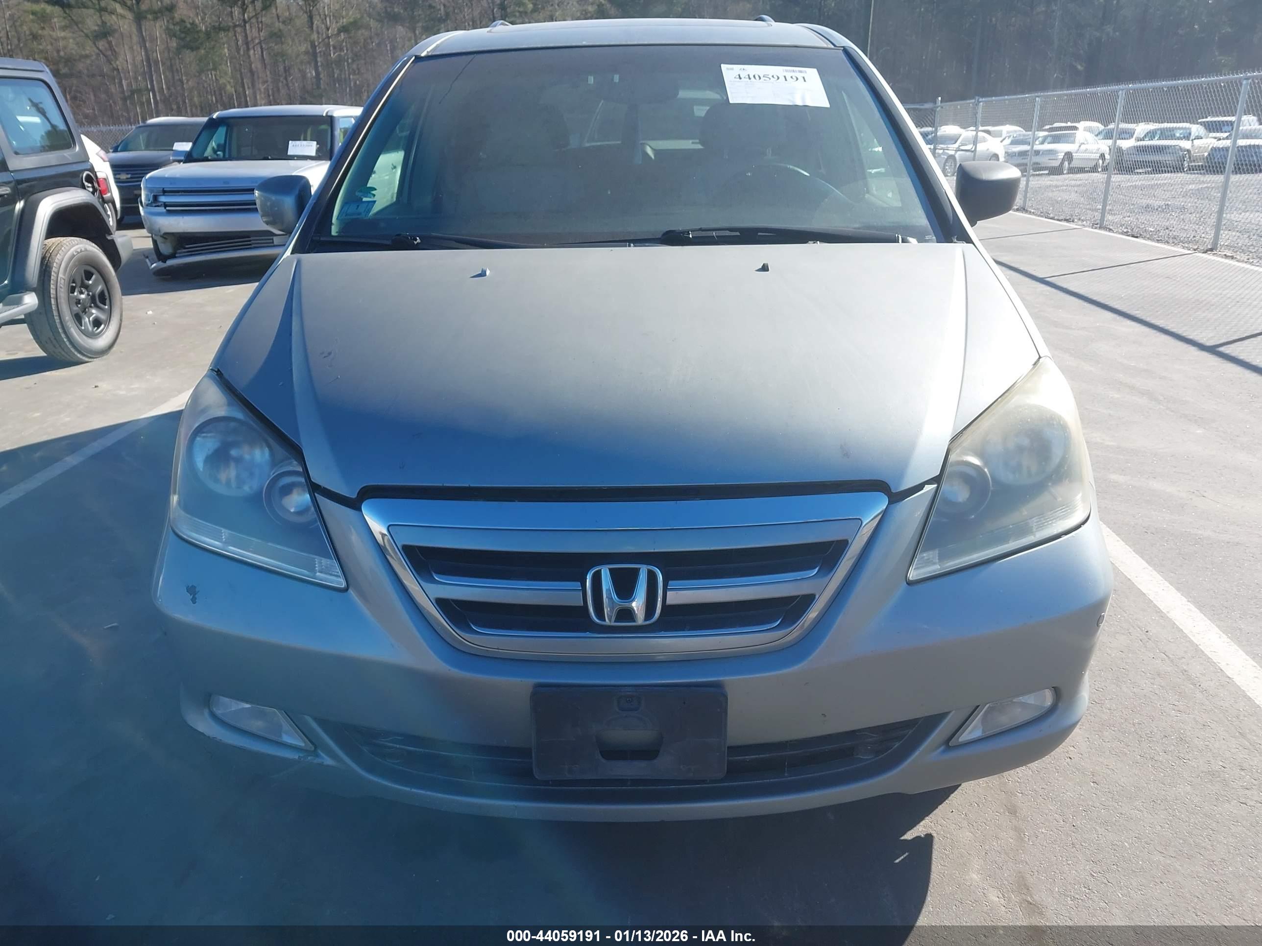 HONDA ODYSSEY image 6