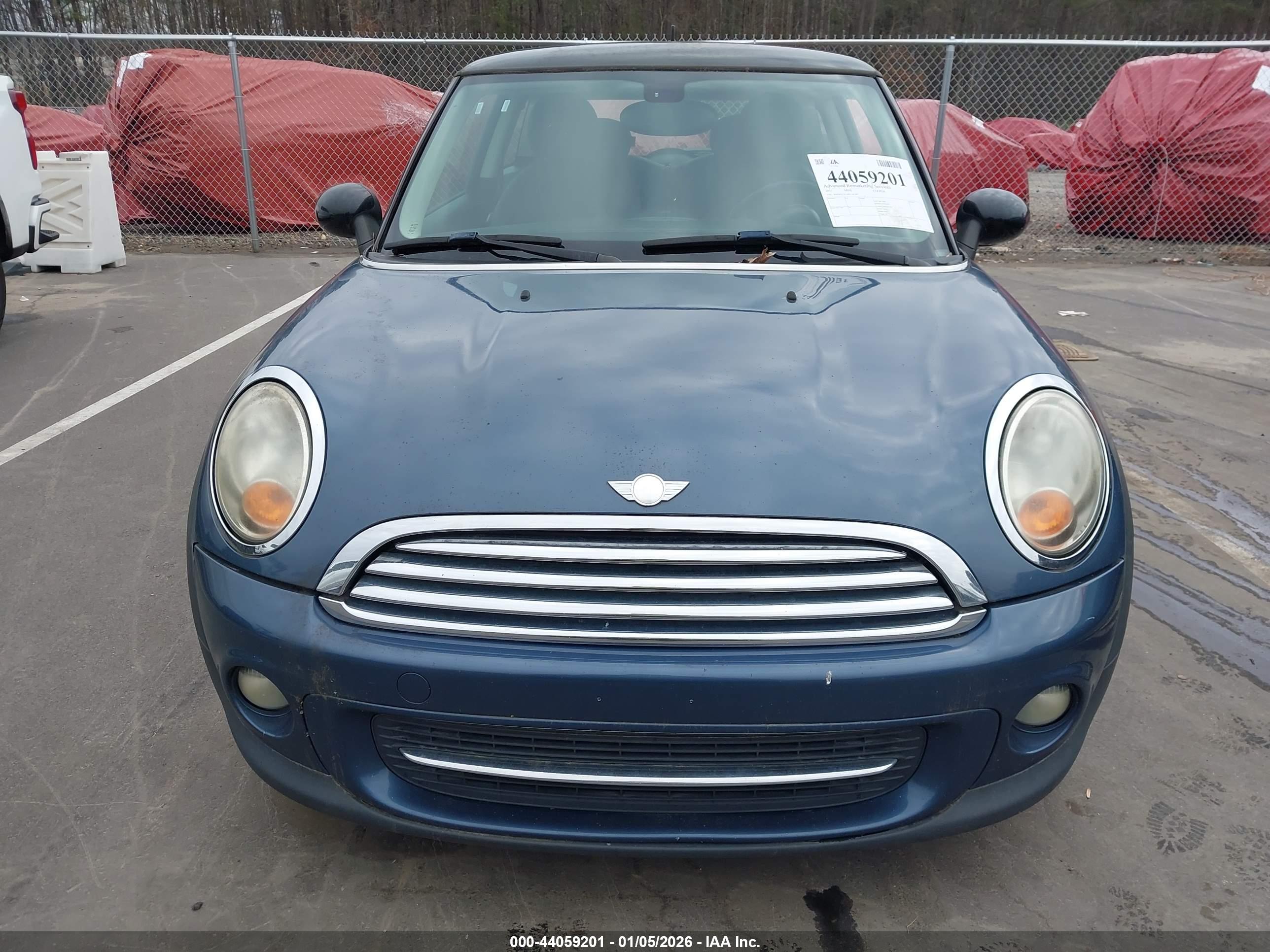 MINI COOPER image 6