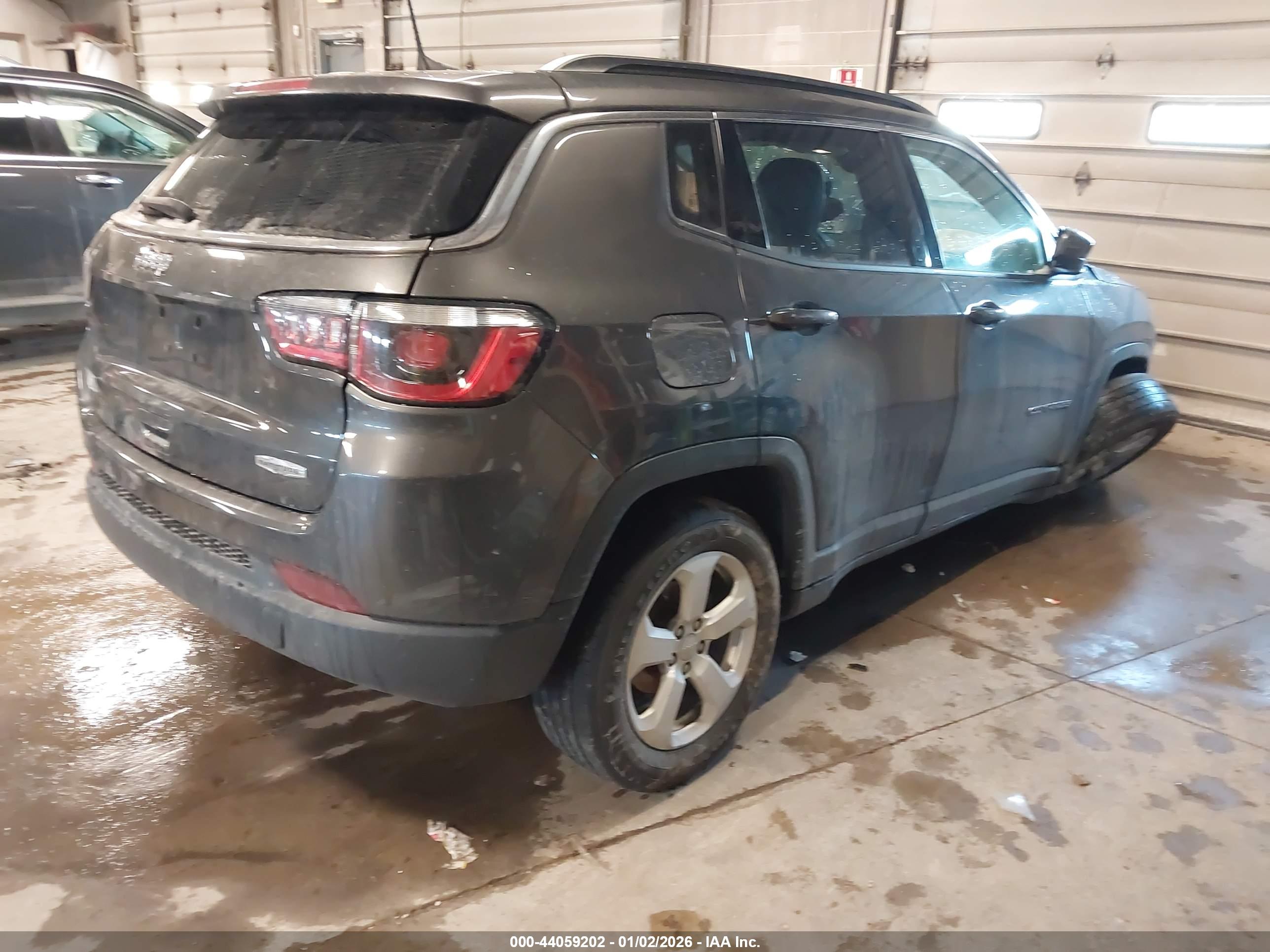 JEEP COMPASS image 4