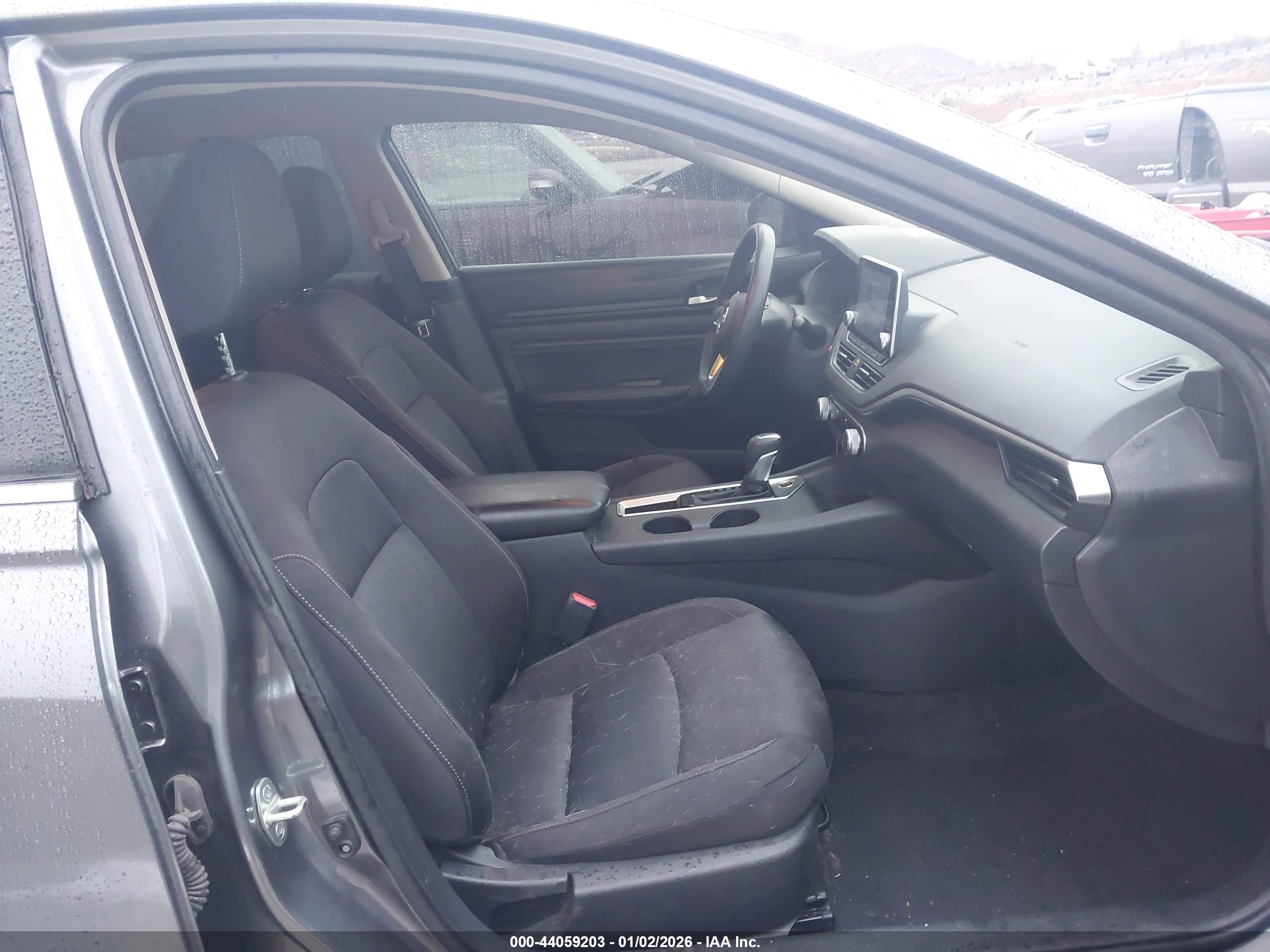 NISSAN ALTIMA image 5