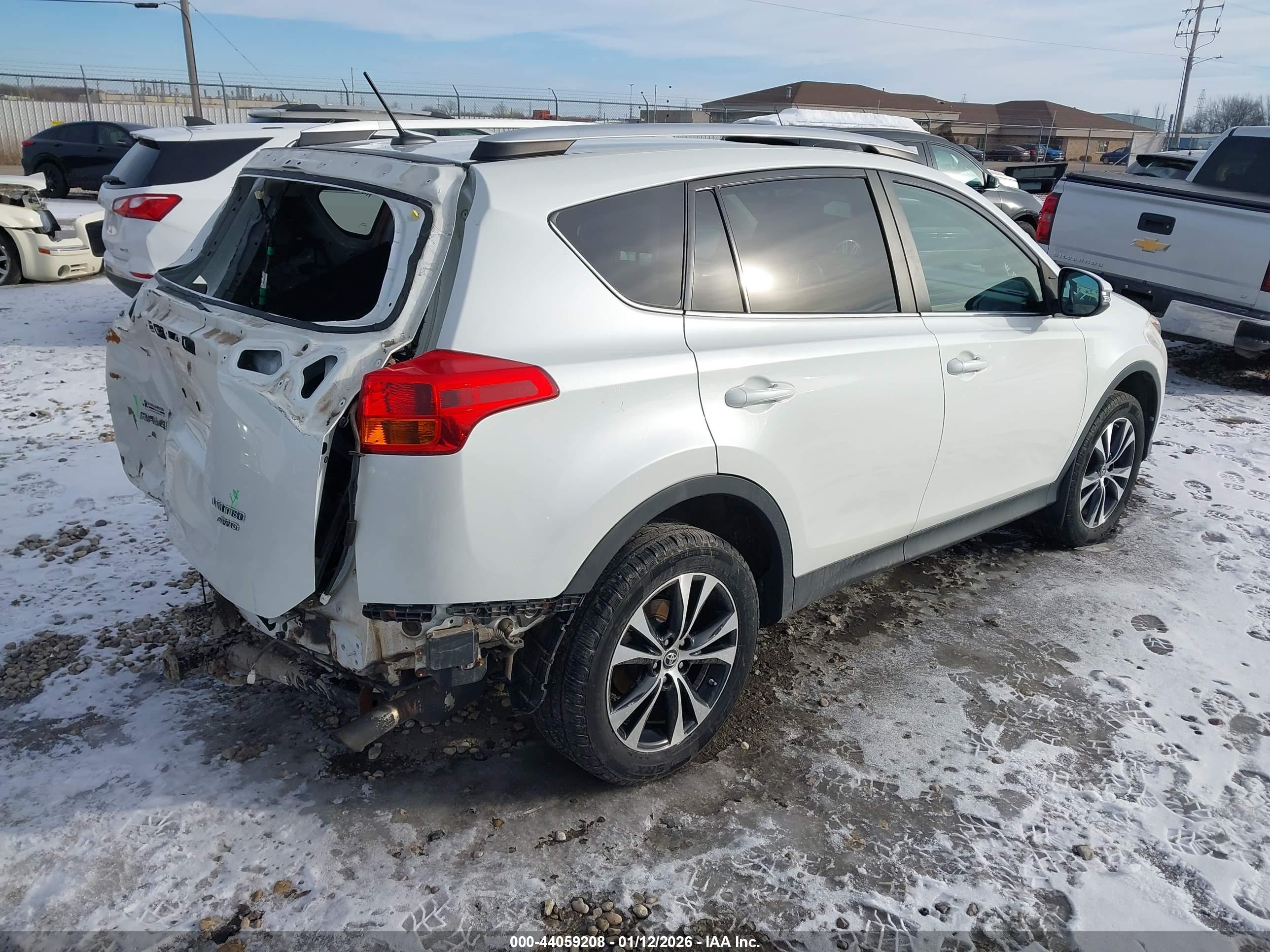 TOYOTA RAV4 image 4