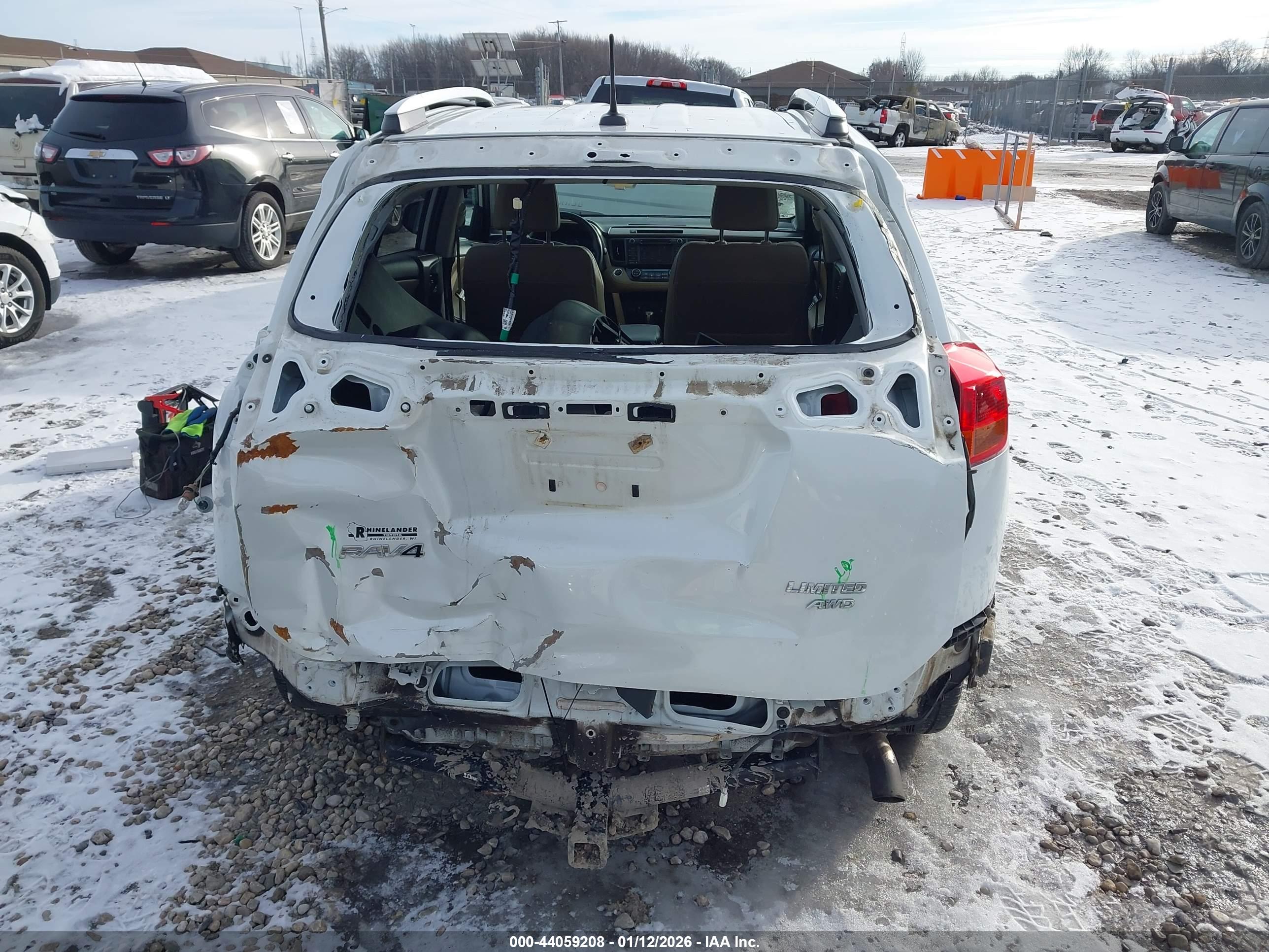 TOYOTA RAV4 image 6