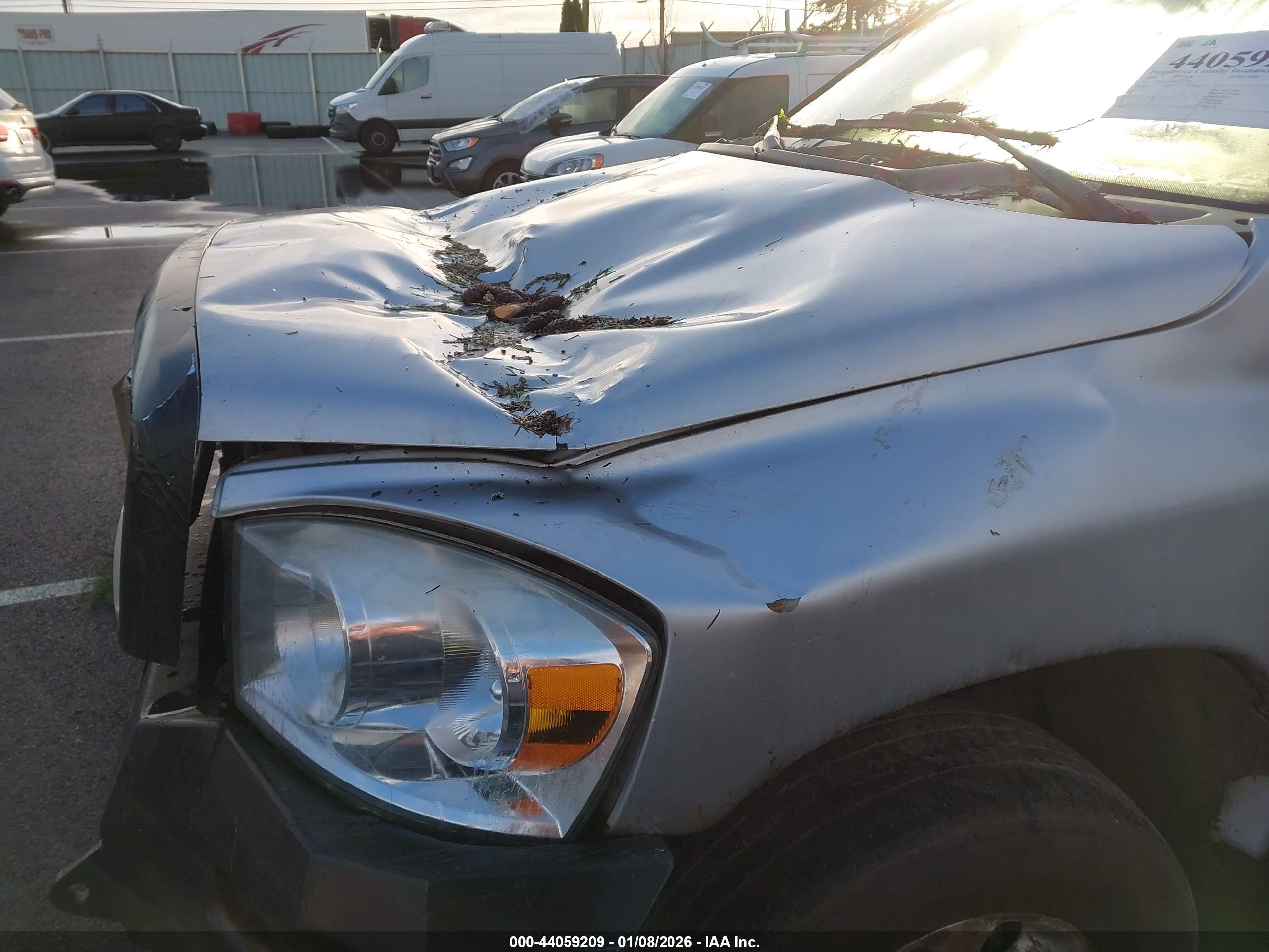DODGE RAM image 6