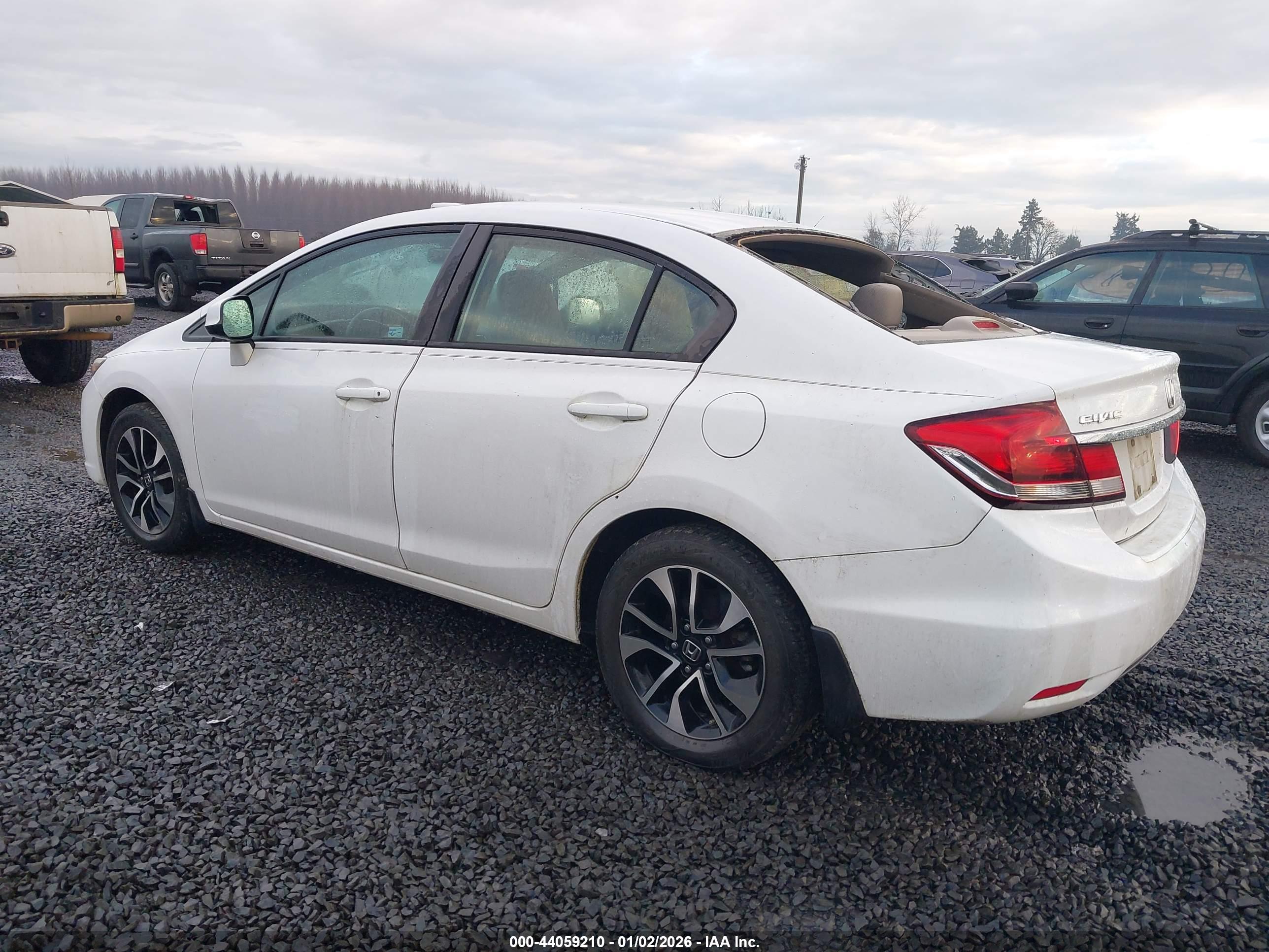 HONDA CIVIC image 3