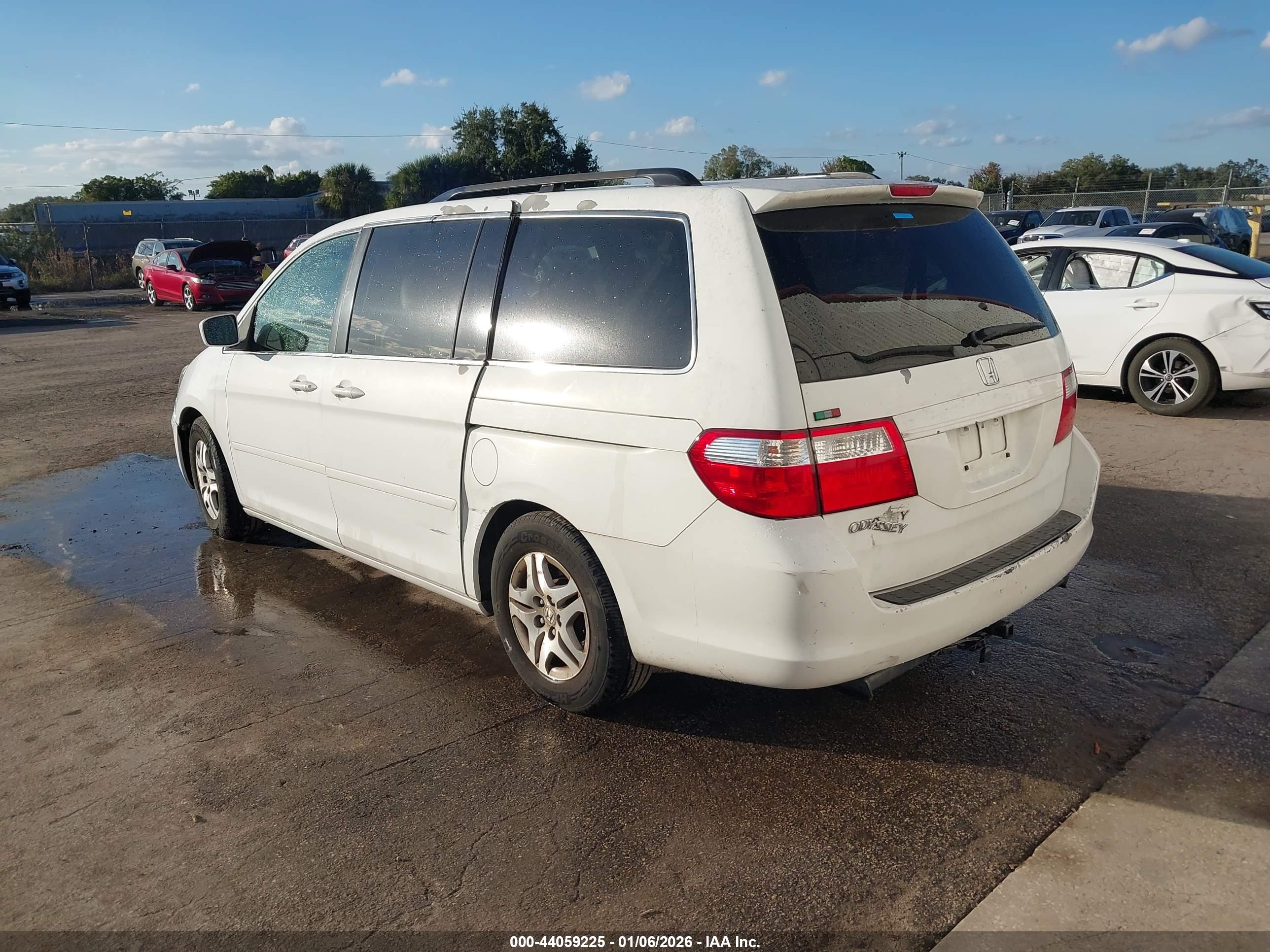 HONDA ODYSSEY image 3
