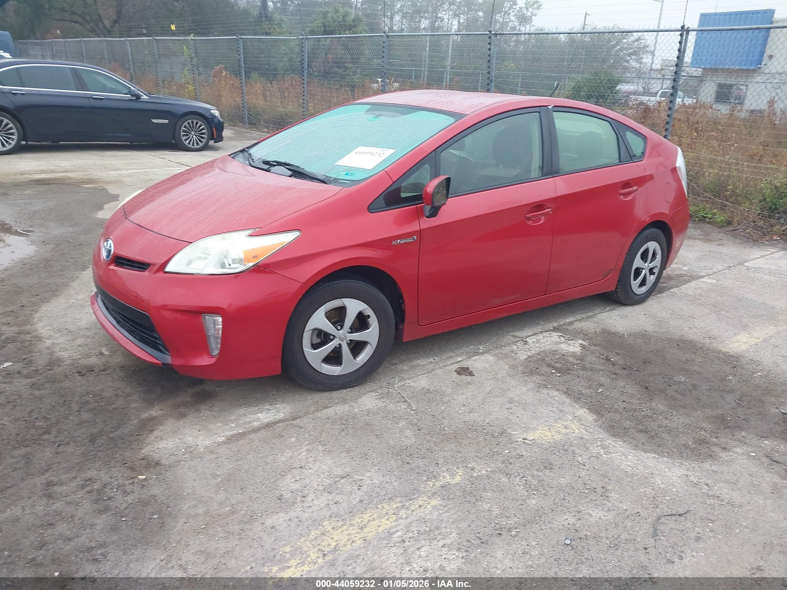 TOYOTA PRIUS image 2