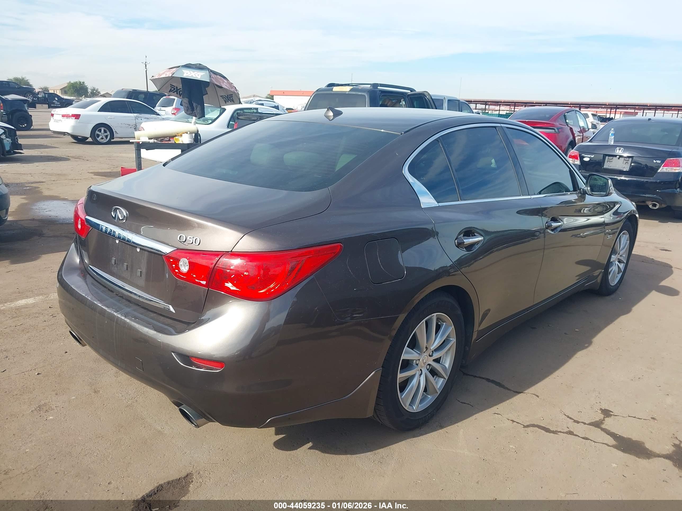 INFINITI Q50 image 4