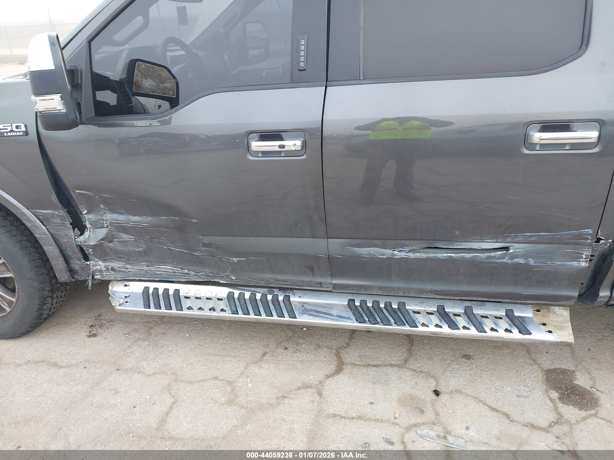 FORD F-150 image 6