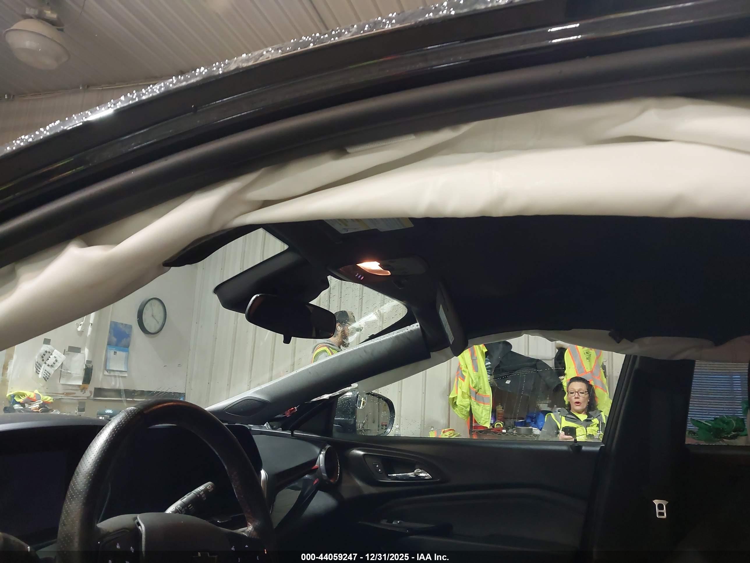 CHEVROLET TRAX image 6