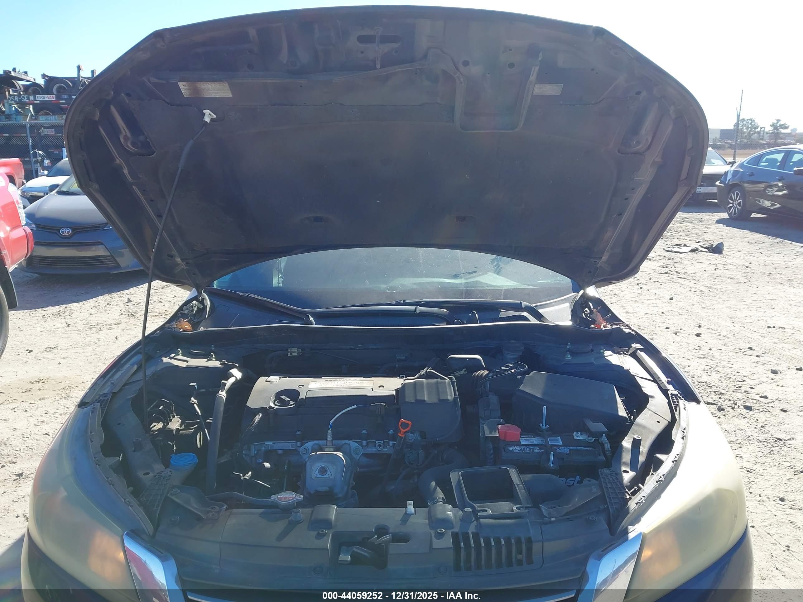 HONDA ACCORD image 10