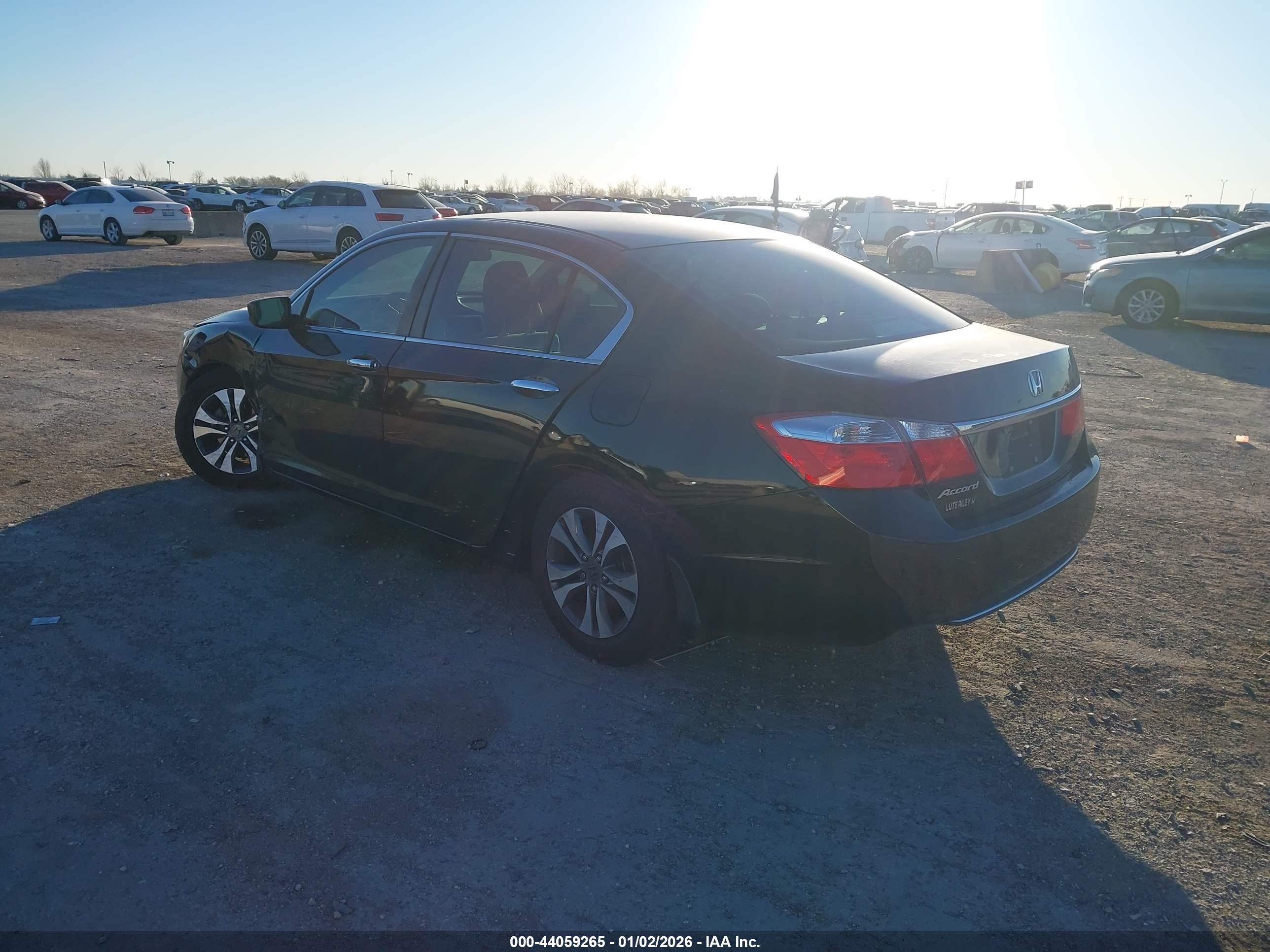 HONDA ACCORD image 3