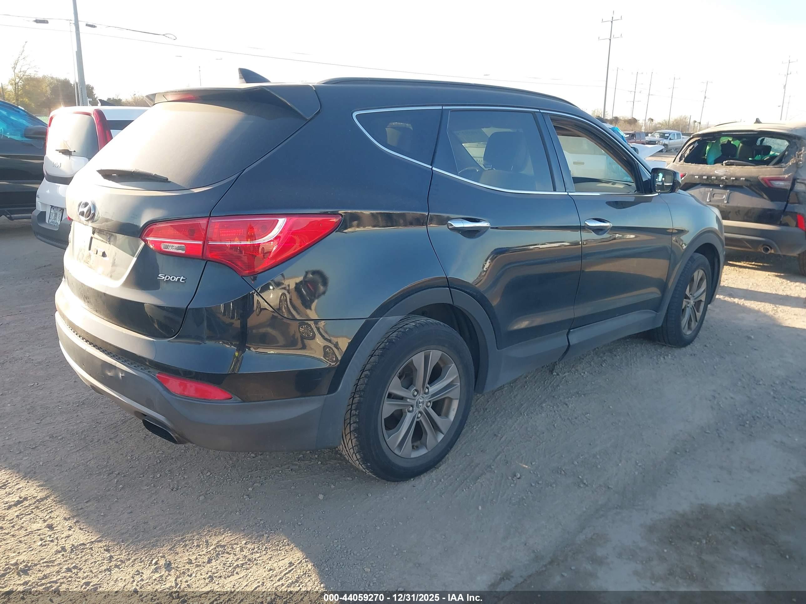 HYUNDAI SANTA image 4