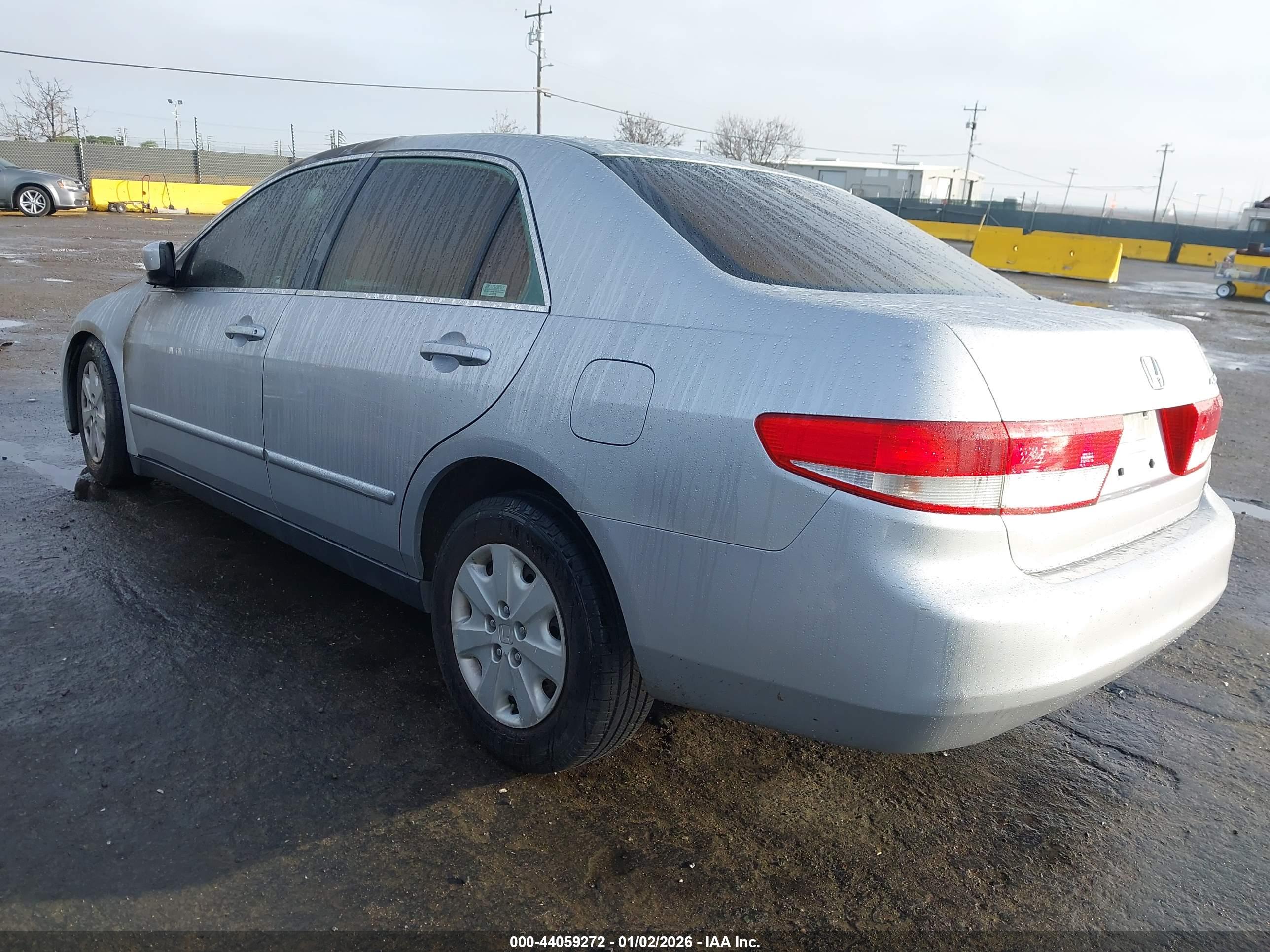 HONDA ACCORD image 3