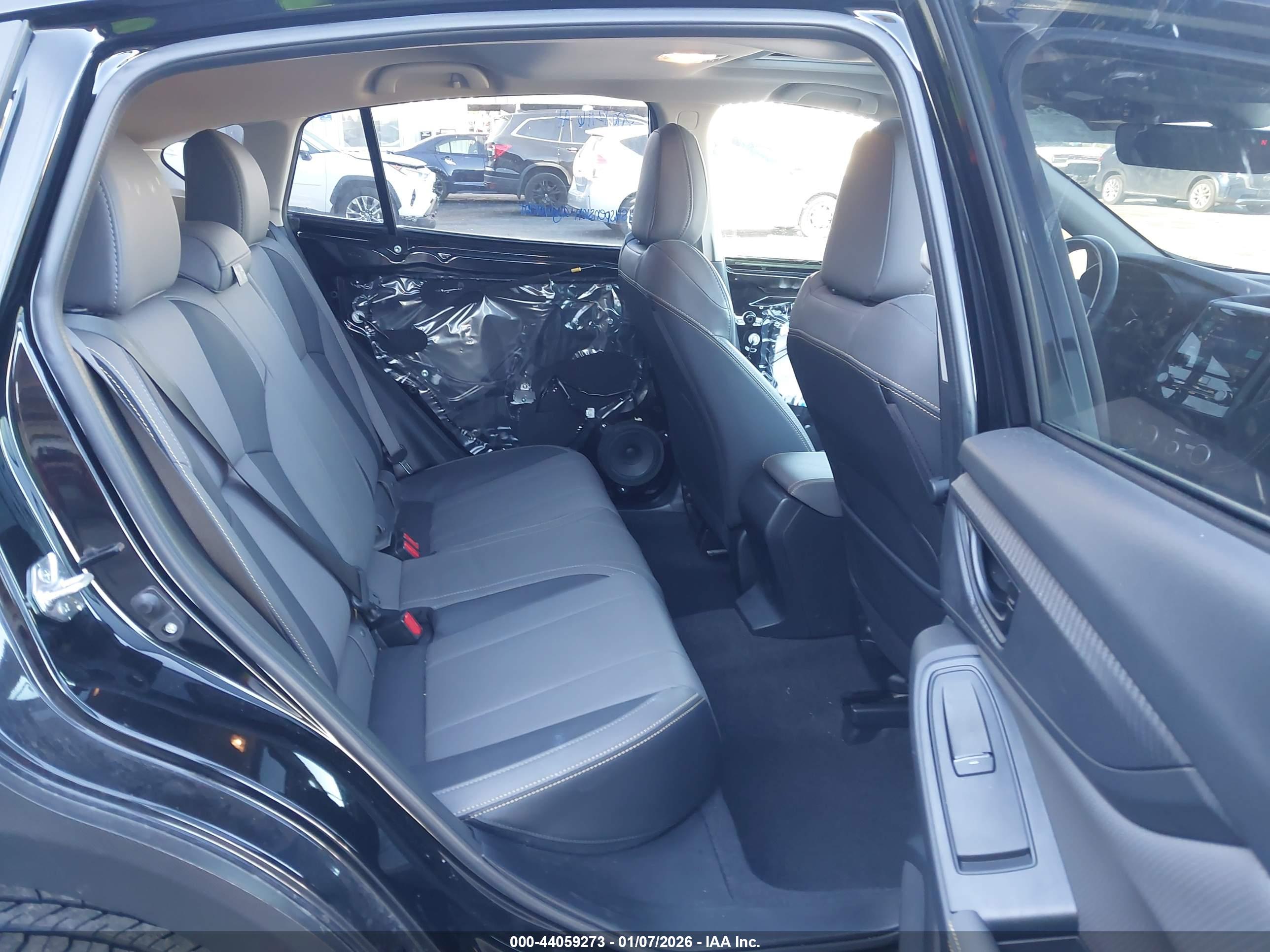 SUBARU CROSSTREK image 8