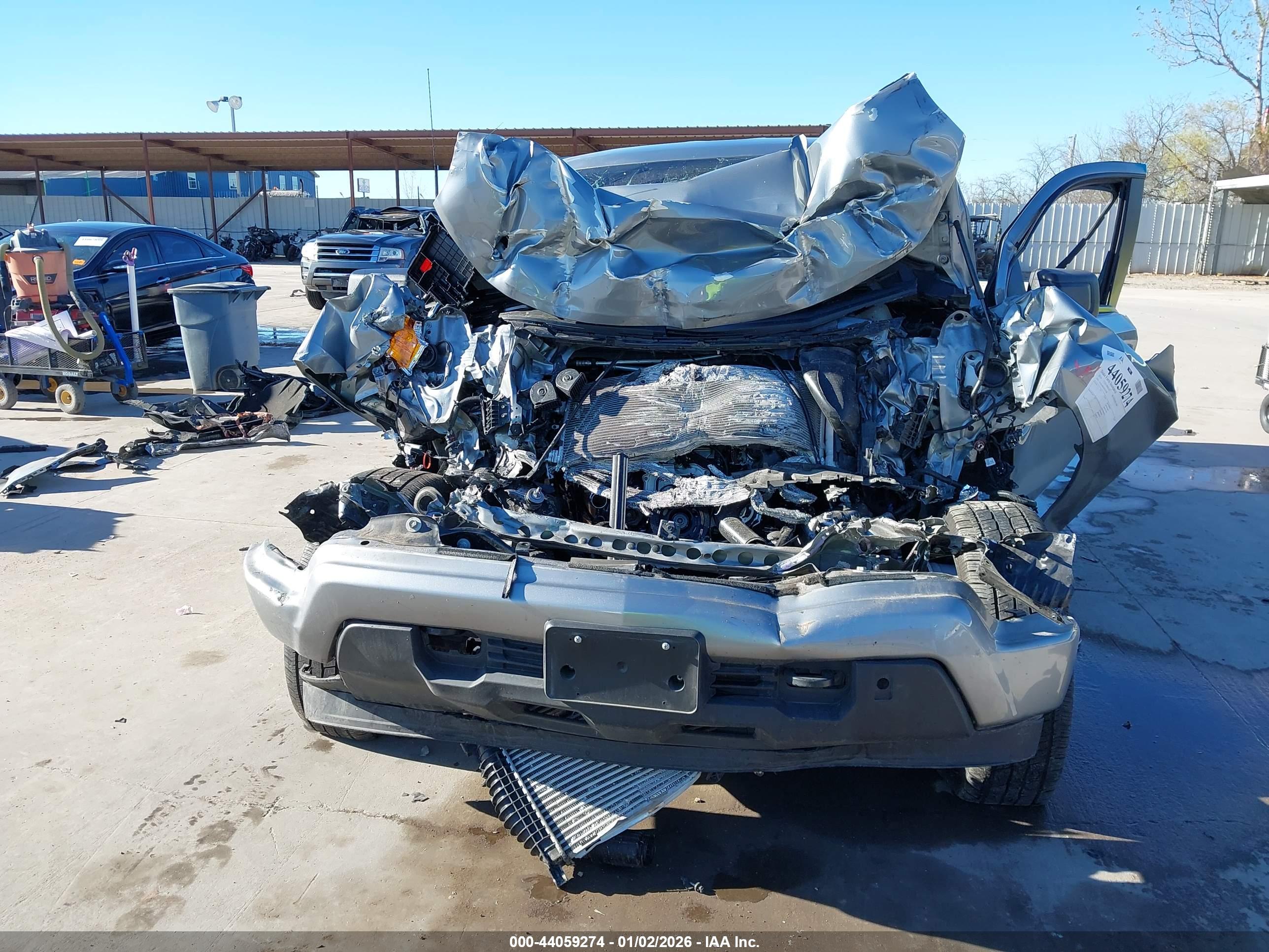 CHEVROLET SILVERADO image 6
