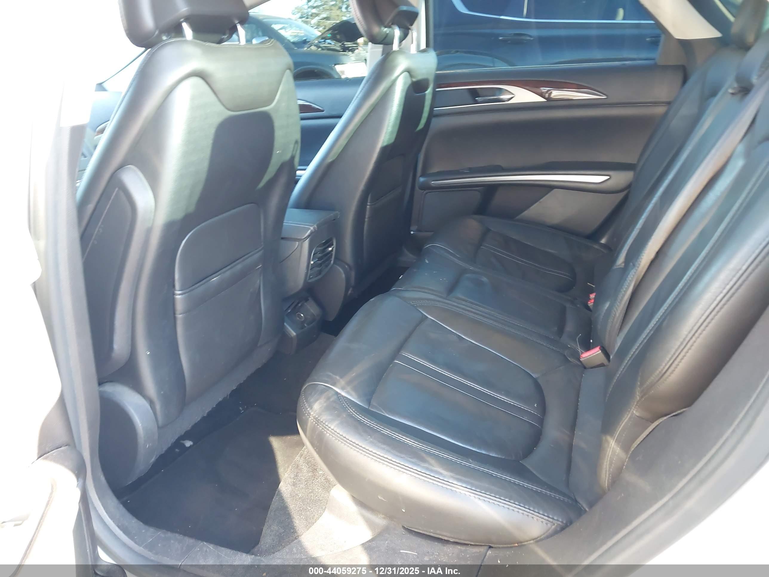 LINCOLN MKZ image 8