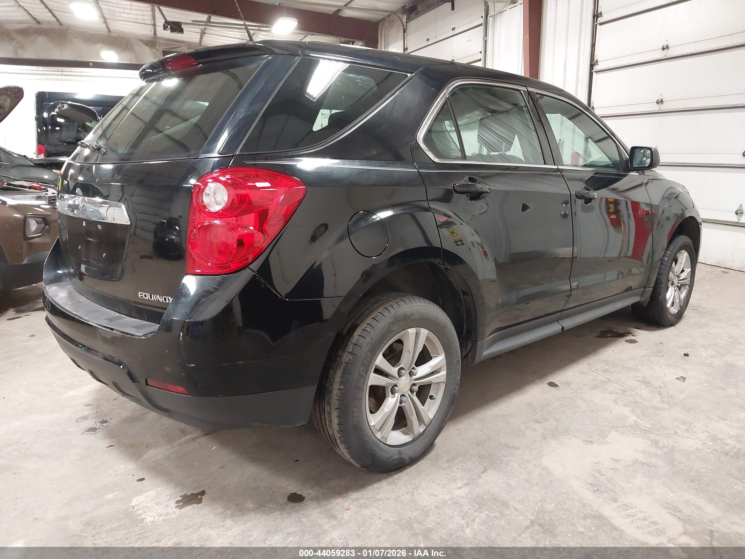 CHEVROLET EQUINOX image 4