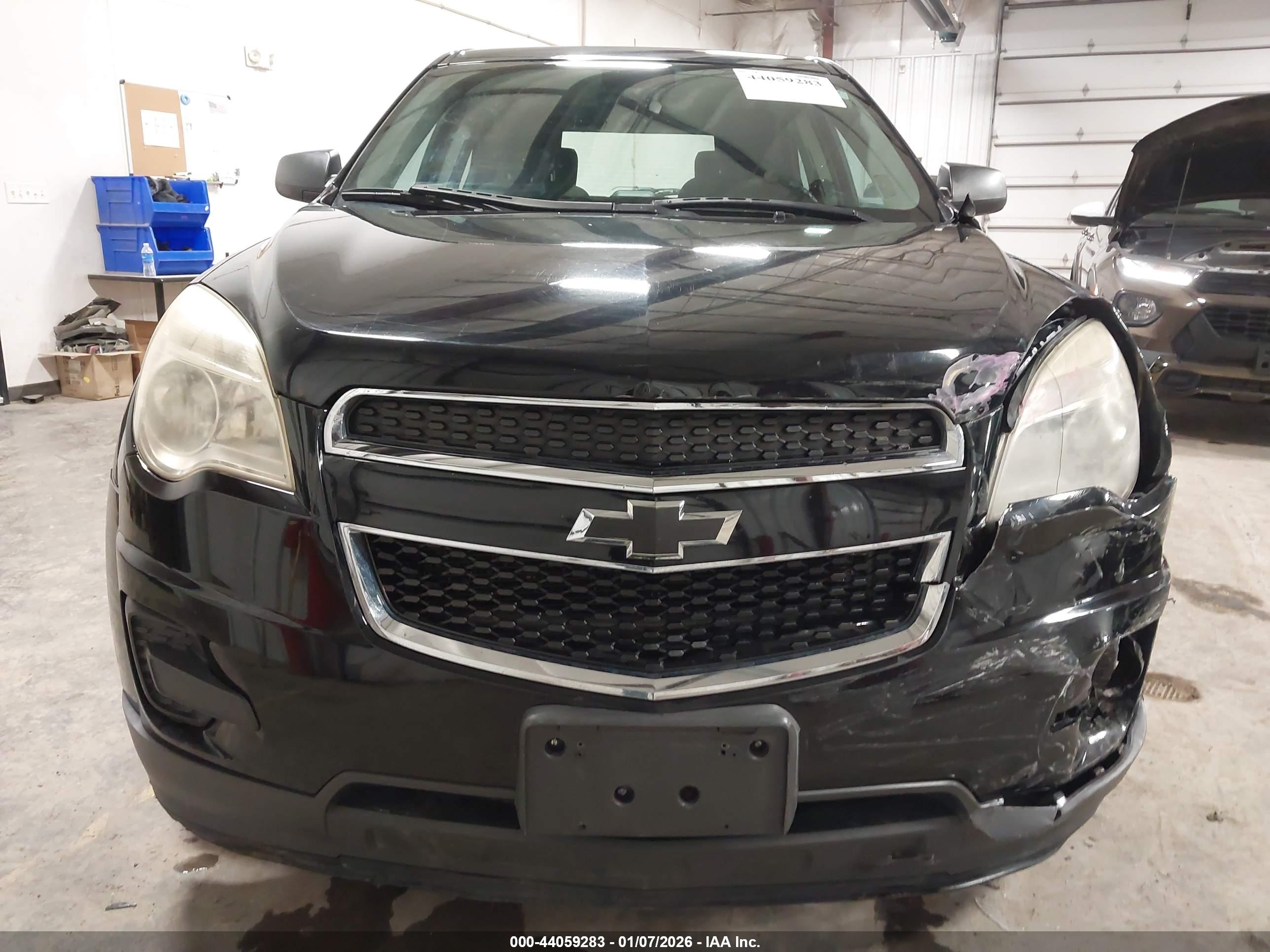 CHEVROLET EQUINOX image 6