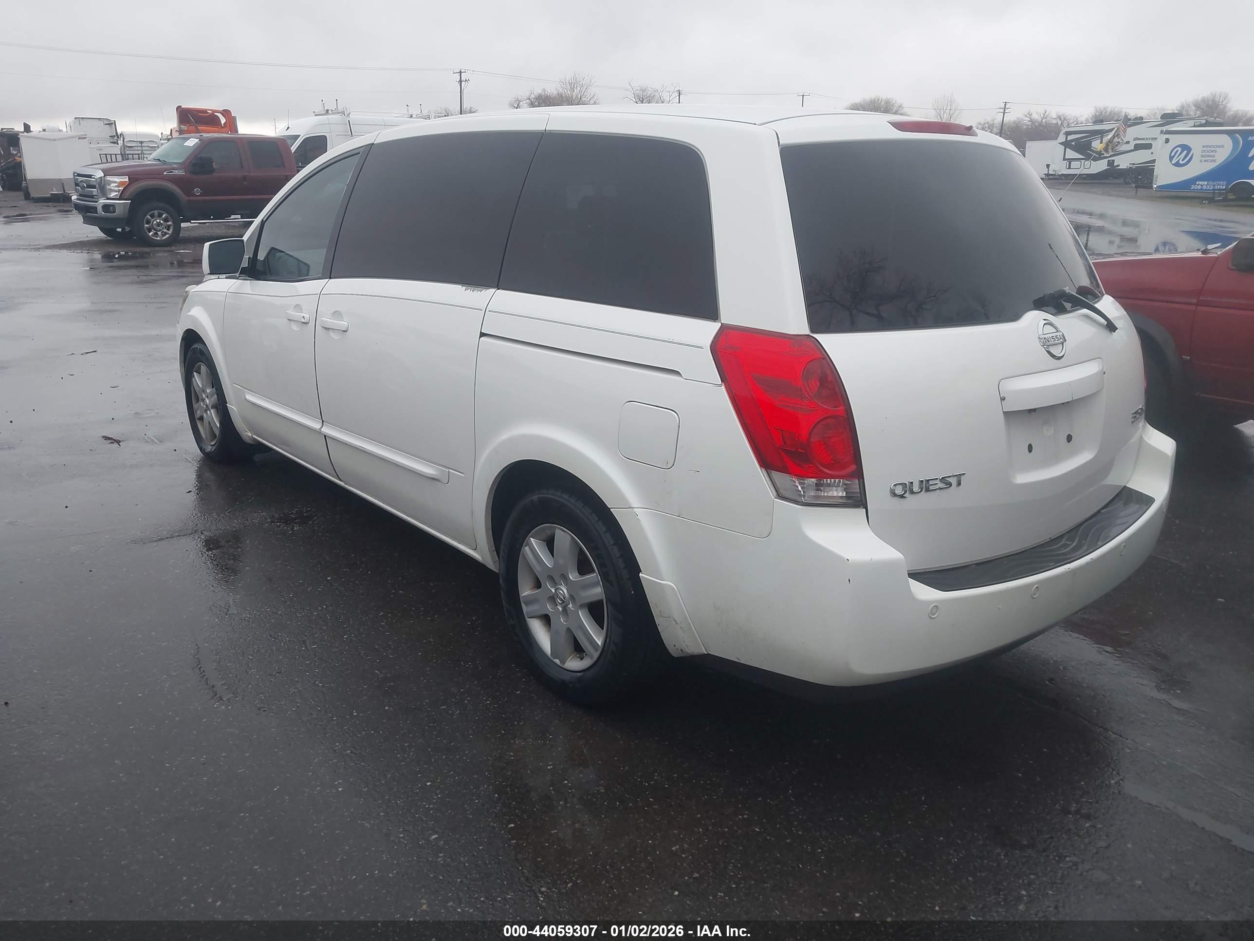 NISSAN QUEST image 3