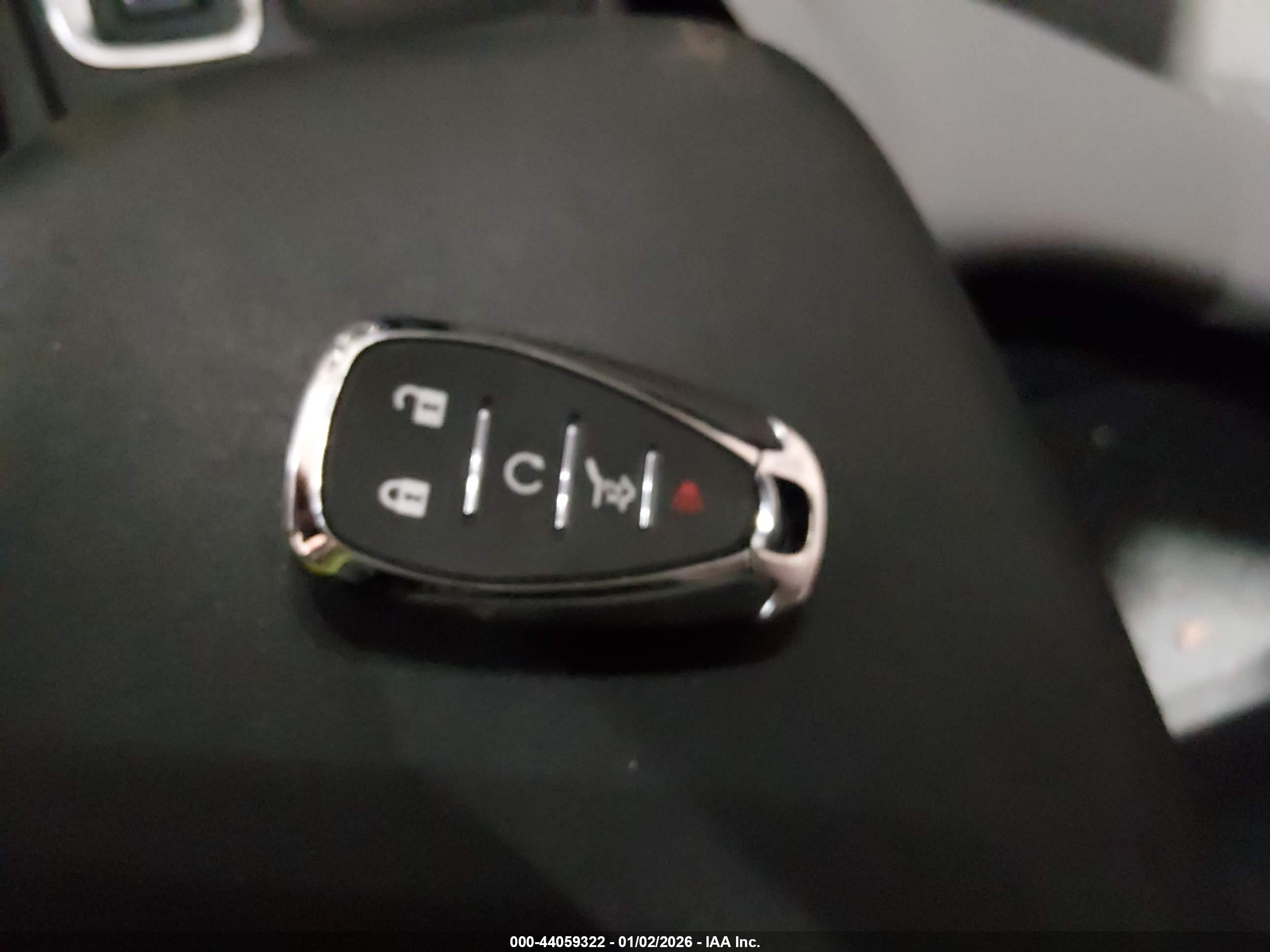 CHEVROLET EQUINOX image 11