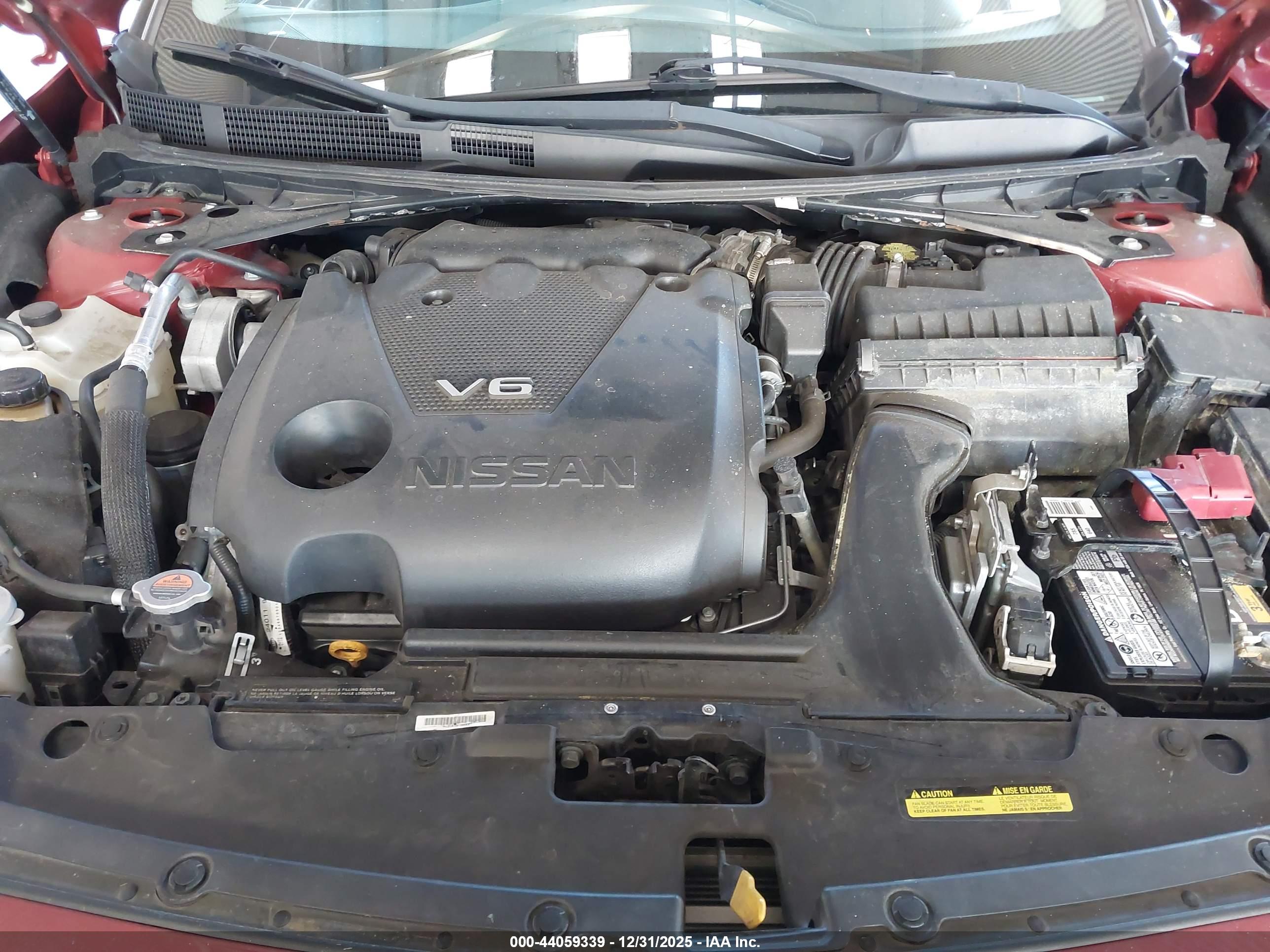 NISSAN MAXIMA image 10