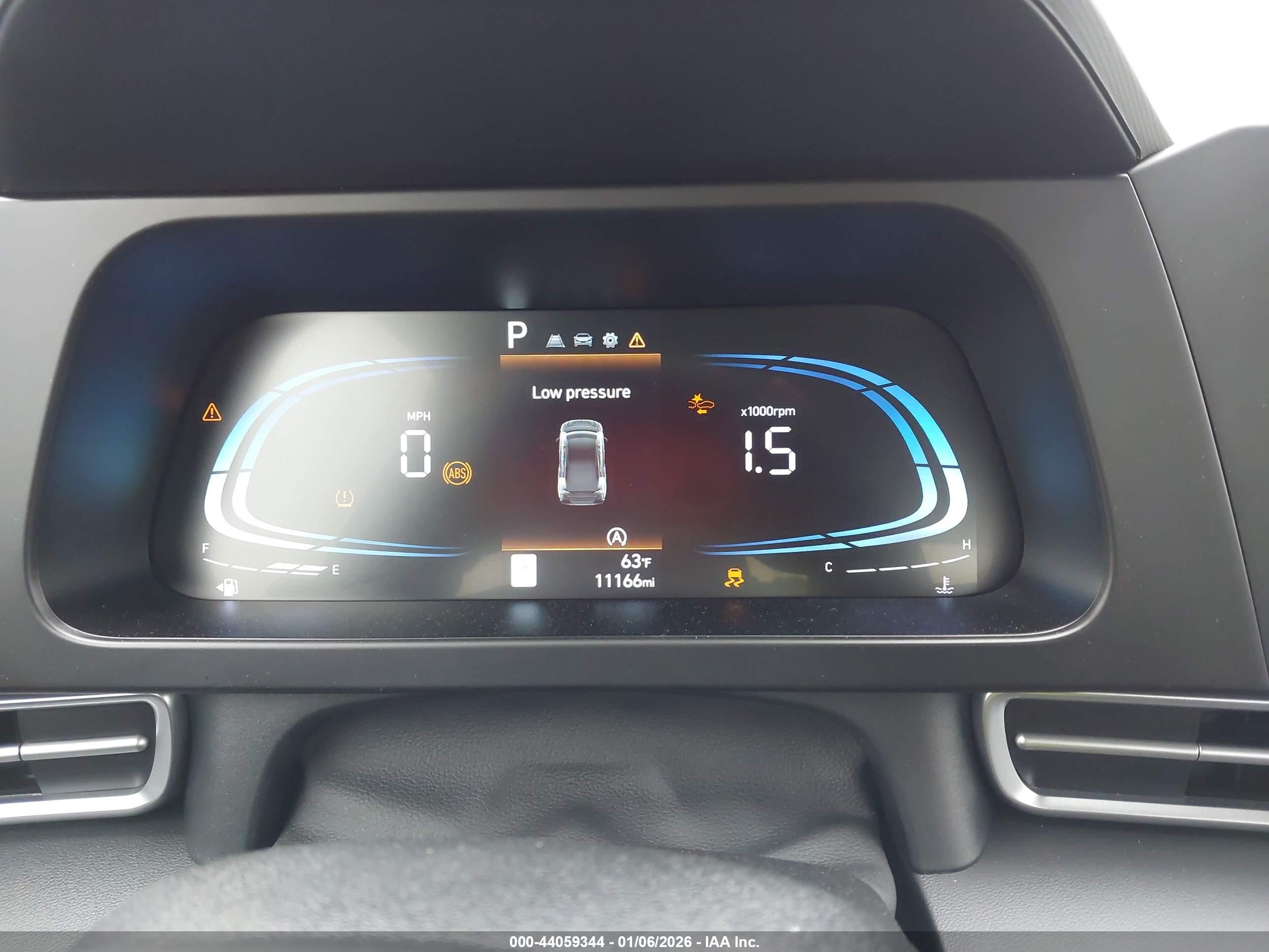 HYUNDAI ELANTRA image 7