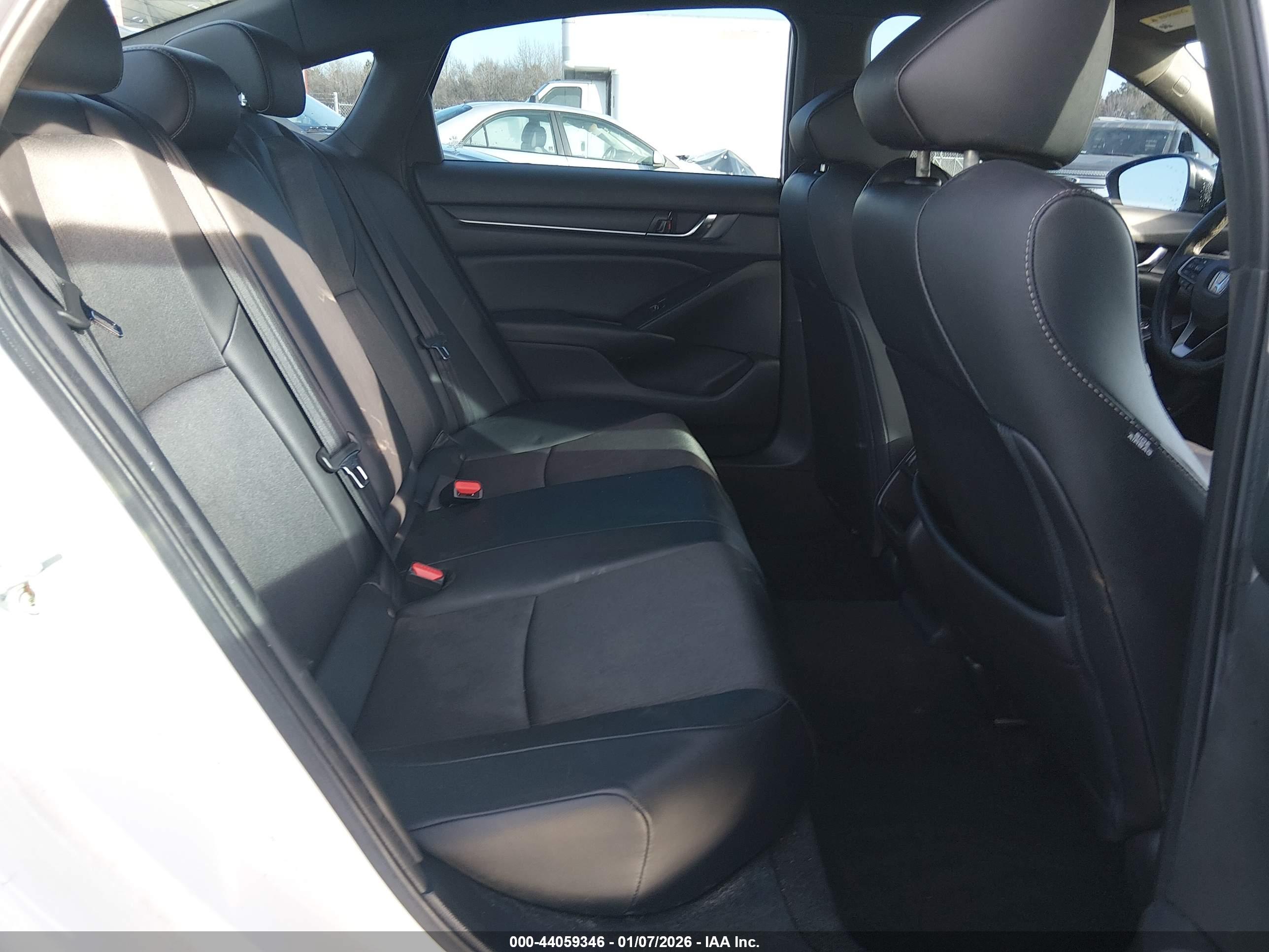 HONDA ACCORD image 8