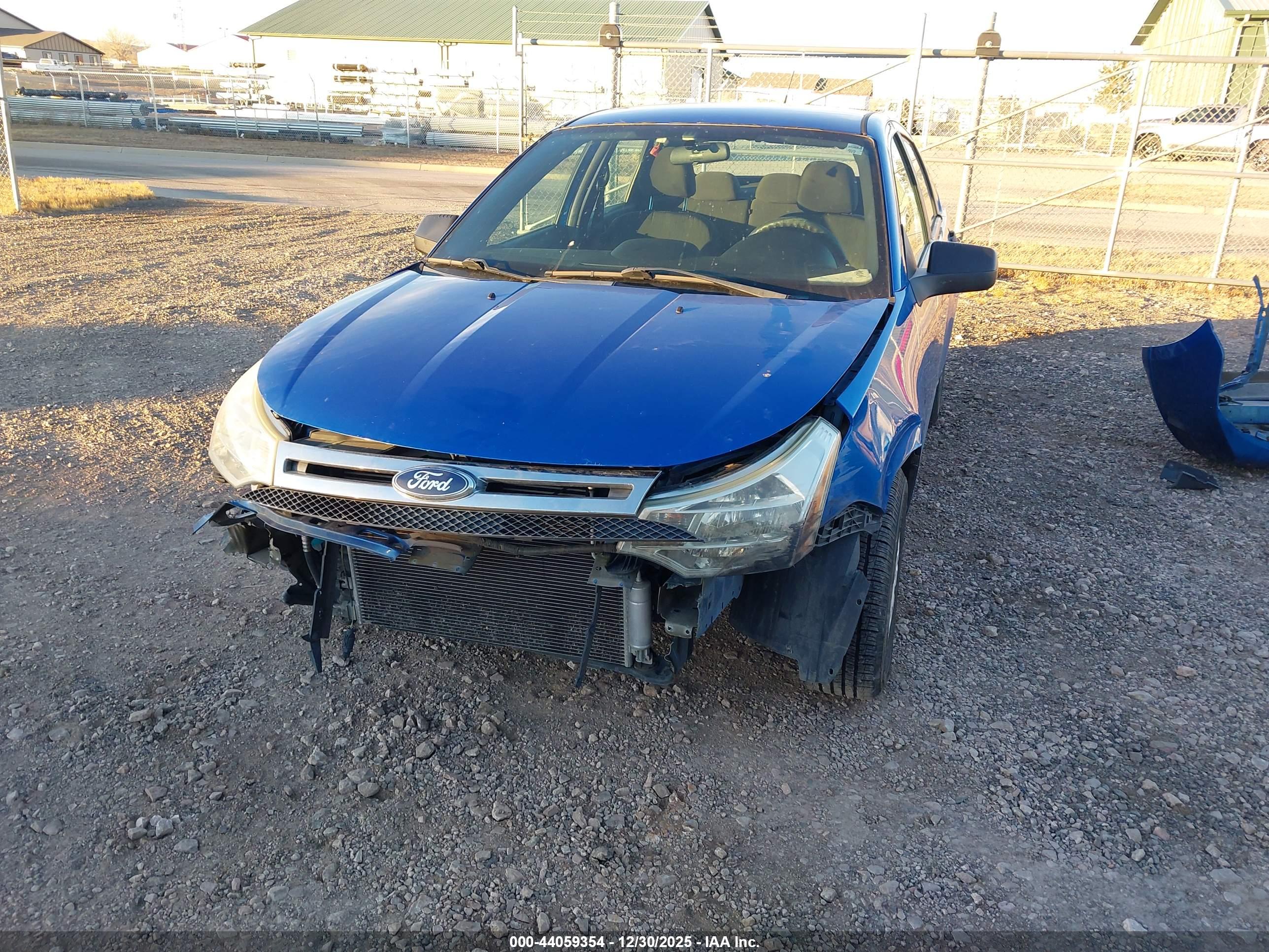 FORD FOCUS image 6