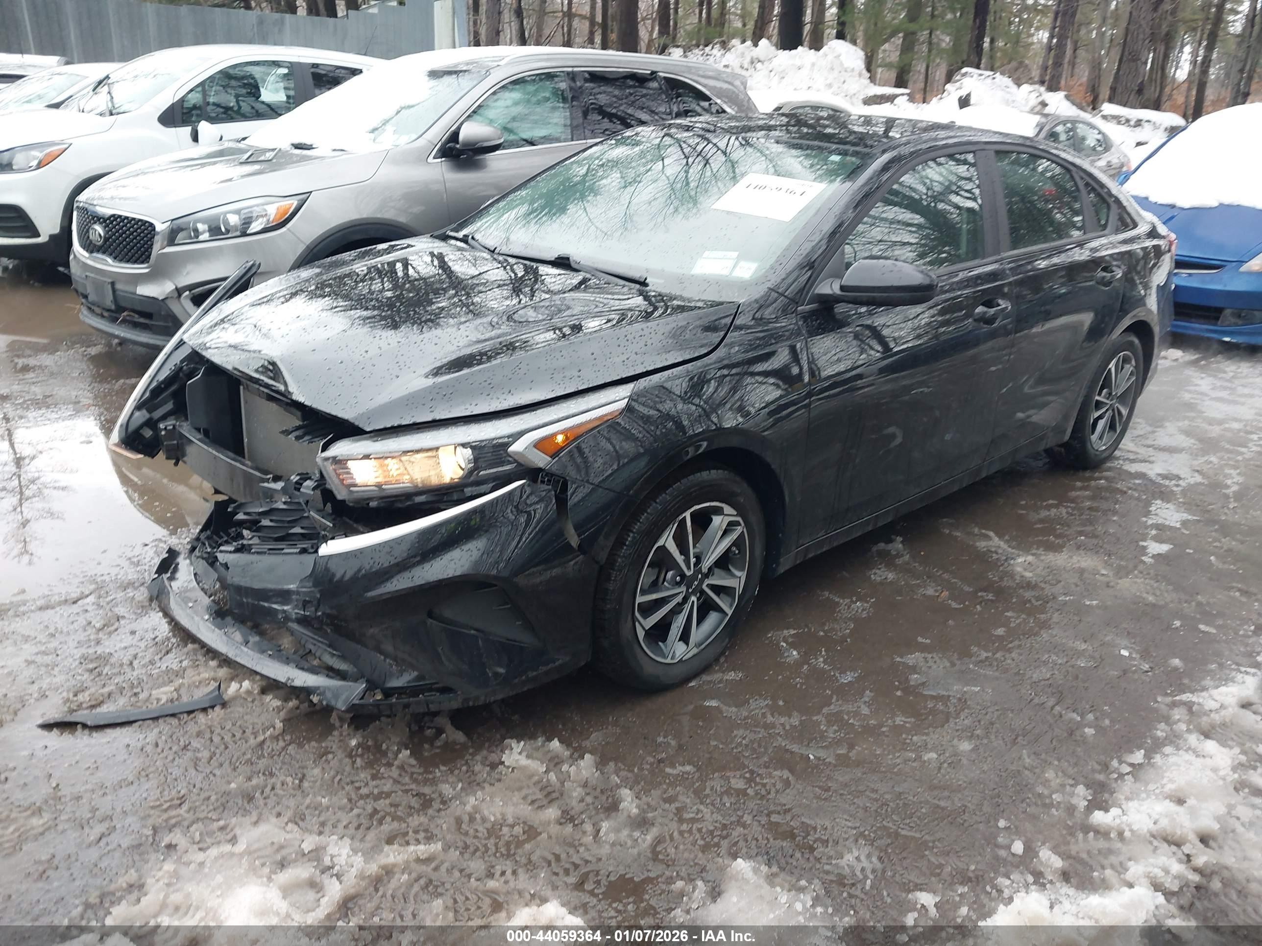 KIA FORTE image 2