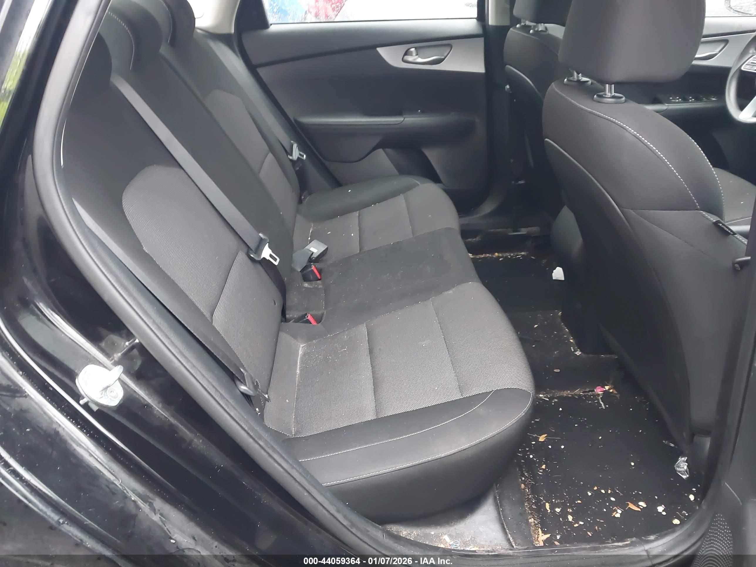 KIA FORTE image 8