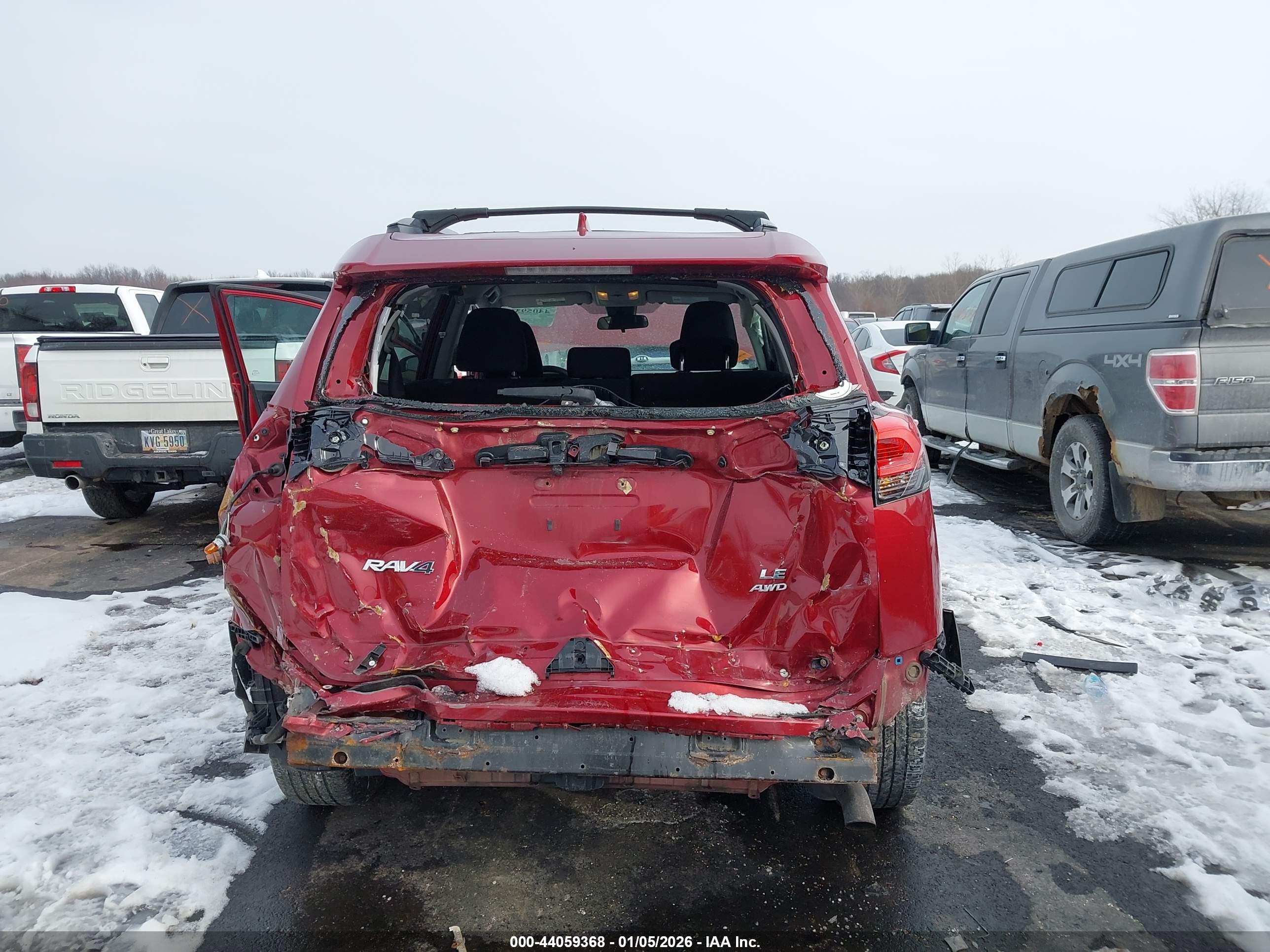 TOYOTA RAV4 image 6