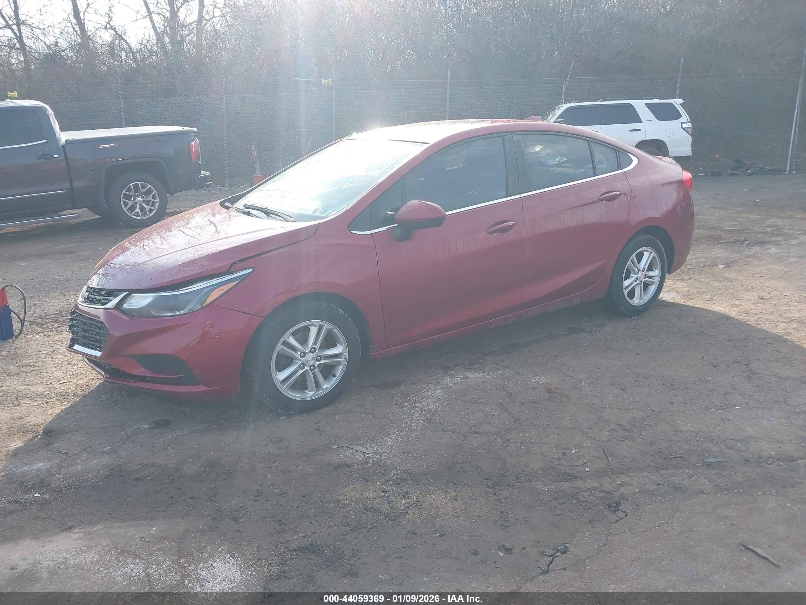 CHEVROLET CRUZE image 2