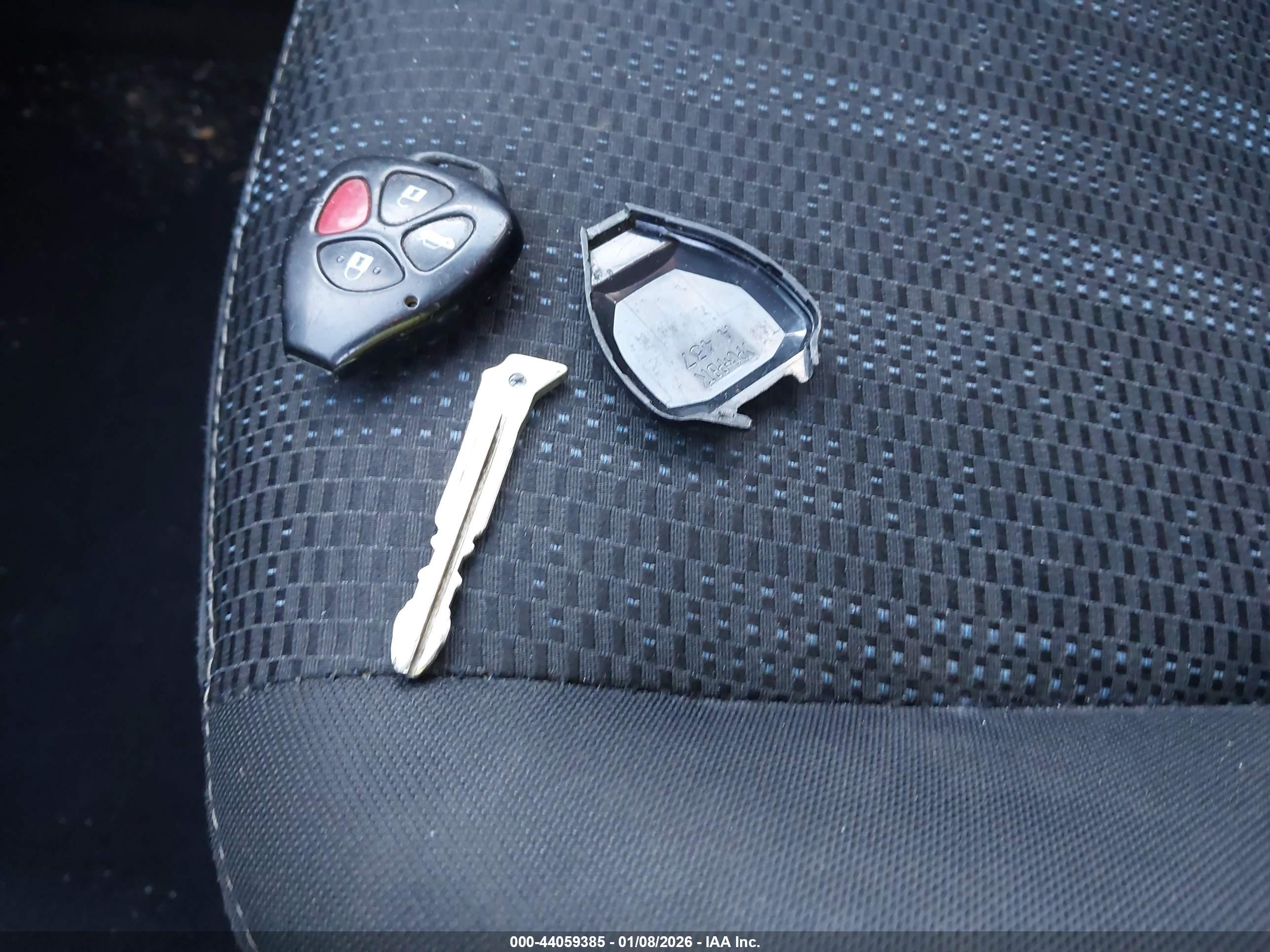 TOYOTA COROLLA image 11