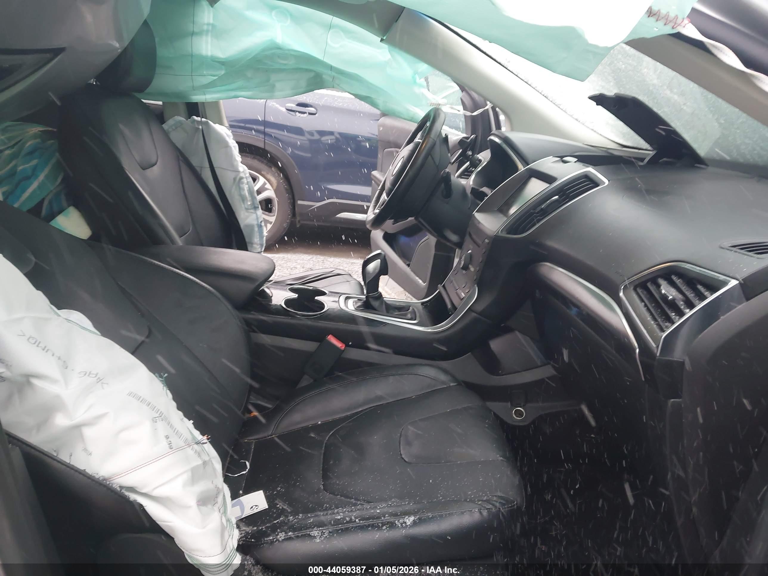 FORD EDGE image 5