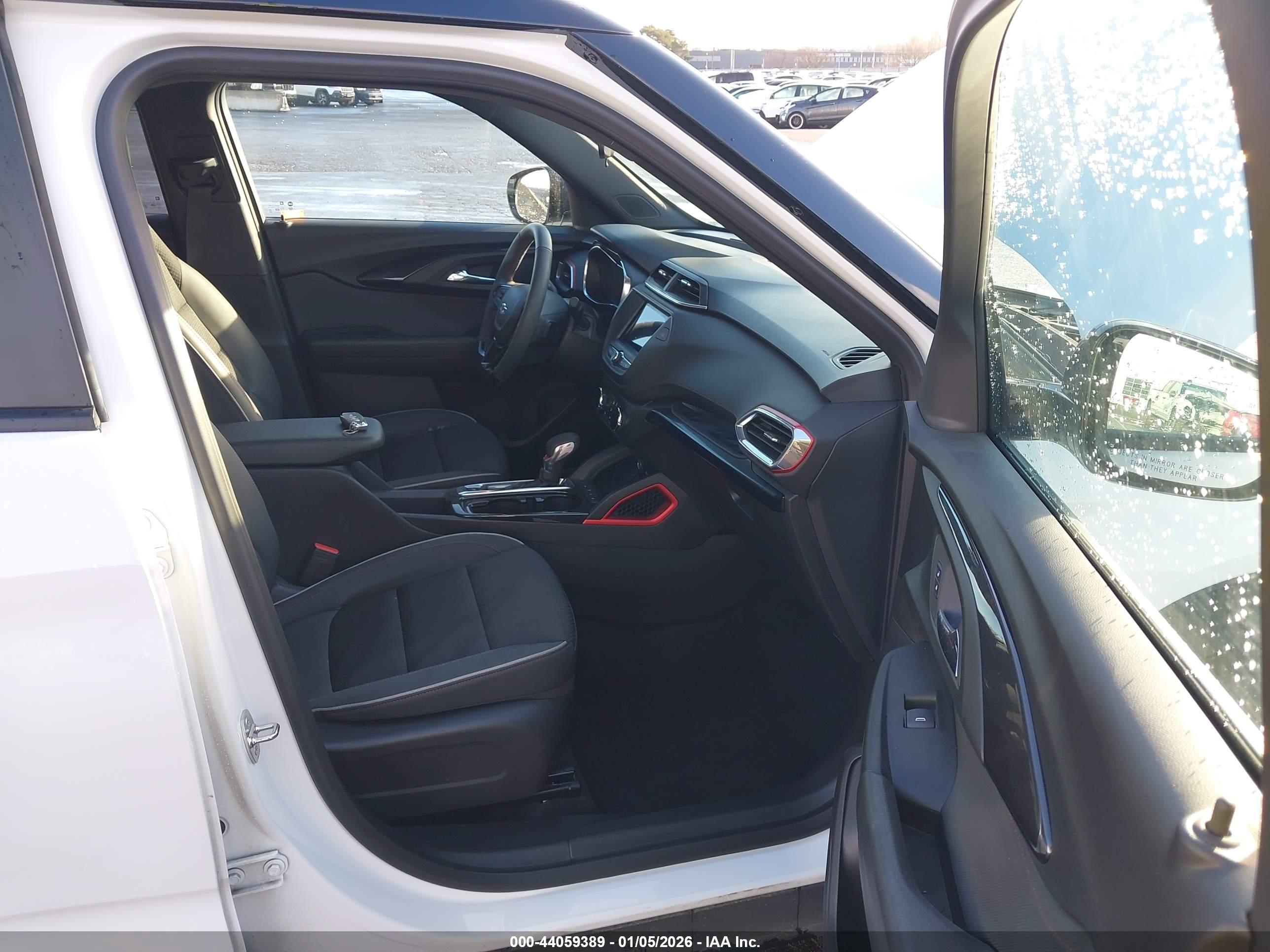 CHEVROLET TRAILBLAZER image 5