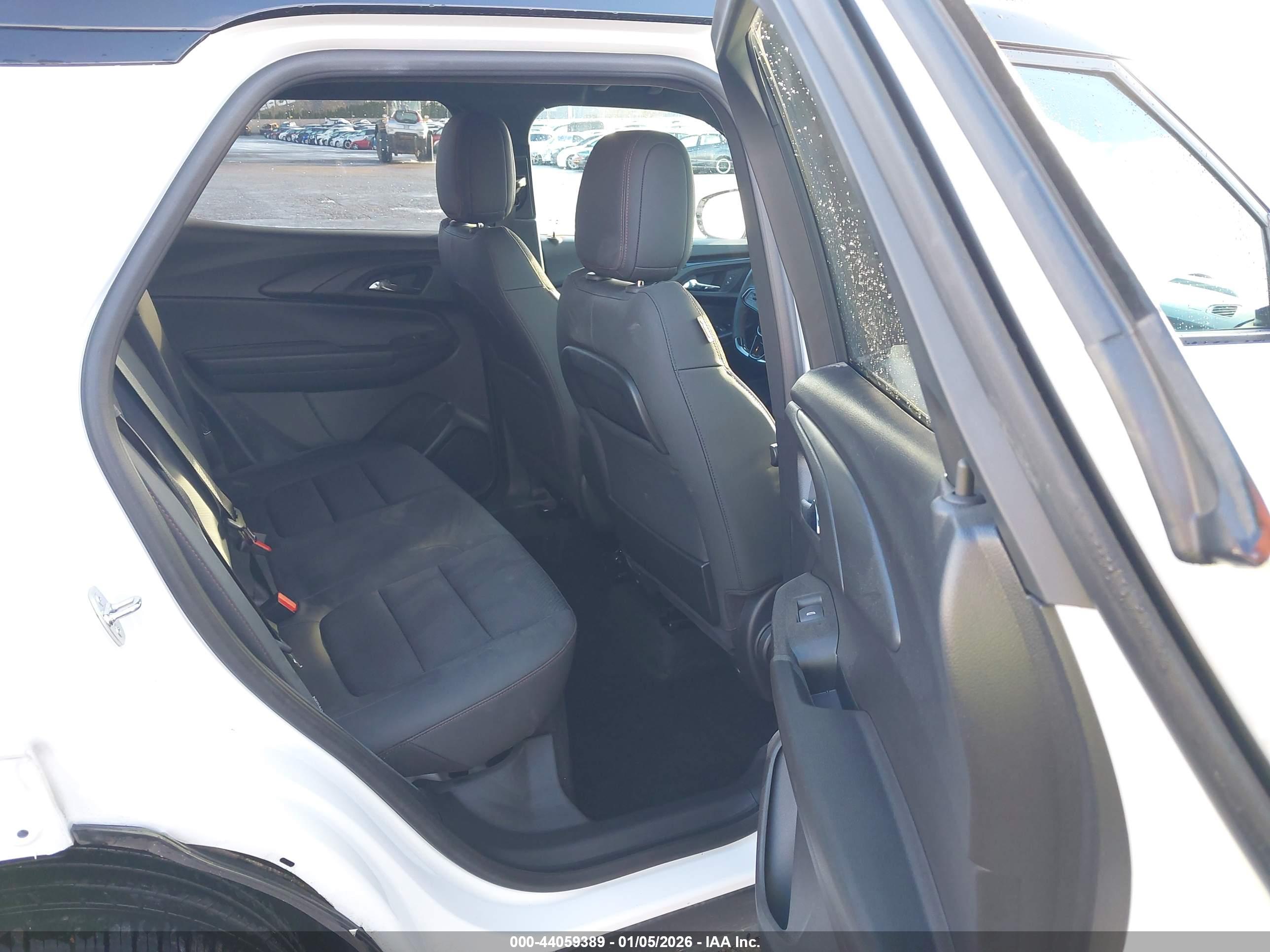 CHEVROLET TRAILBLAZER image 8