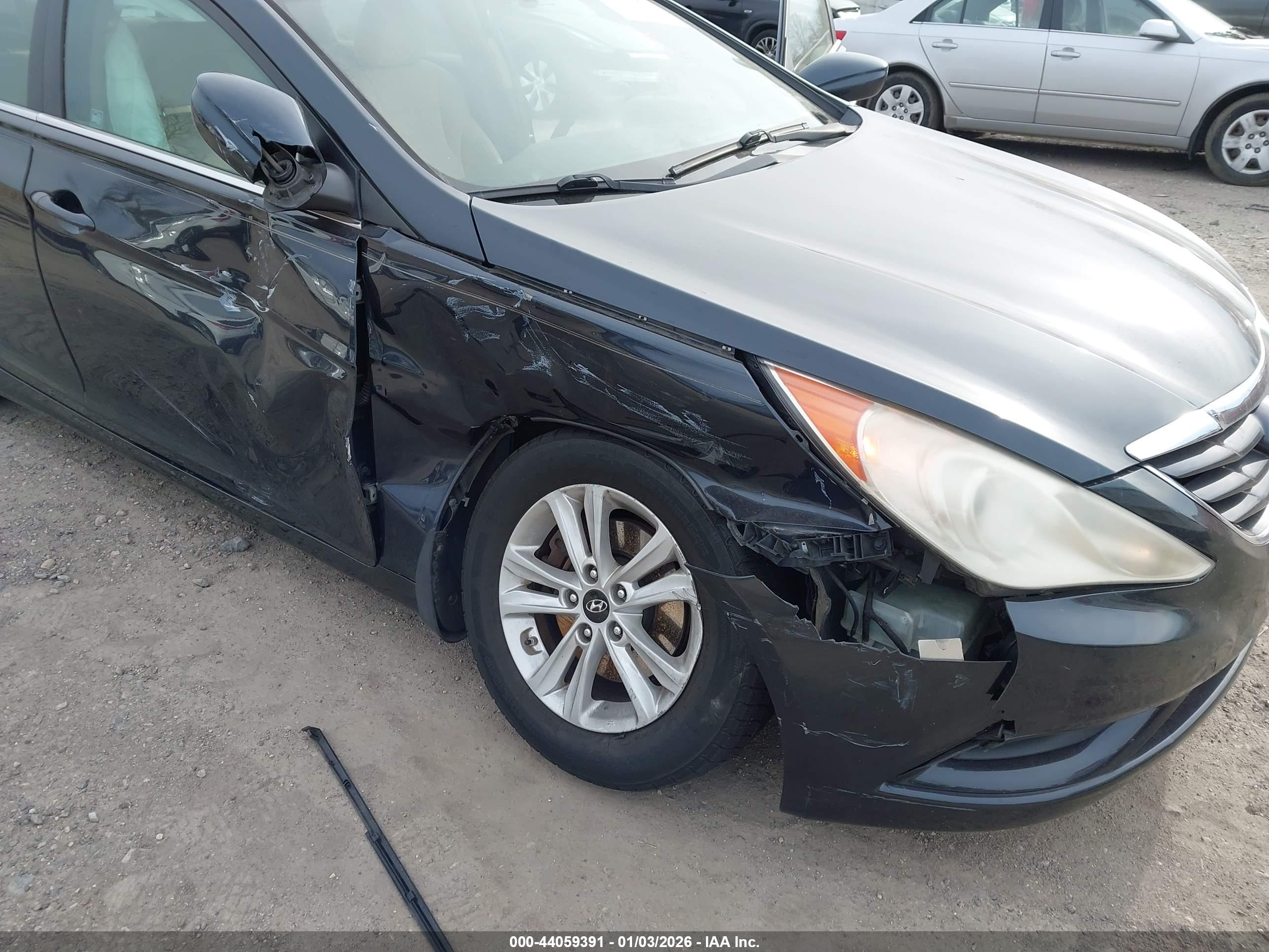 HYUNDAI SONATA image 6