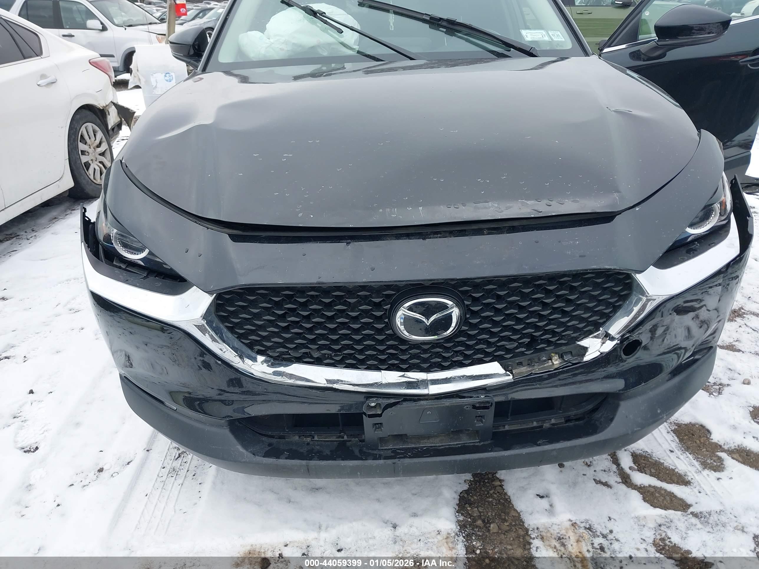 MAZDA CX-30 image 10