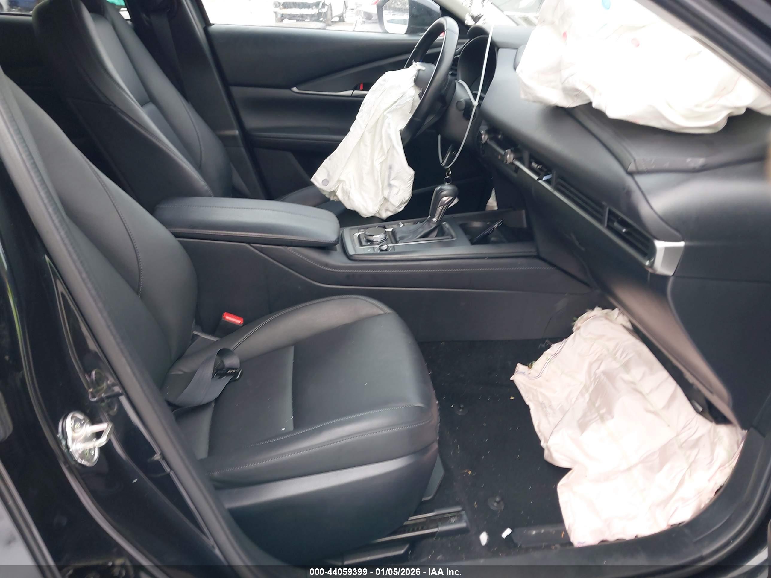 MAZDA CX-30 image 5