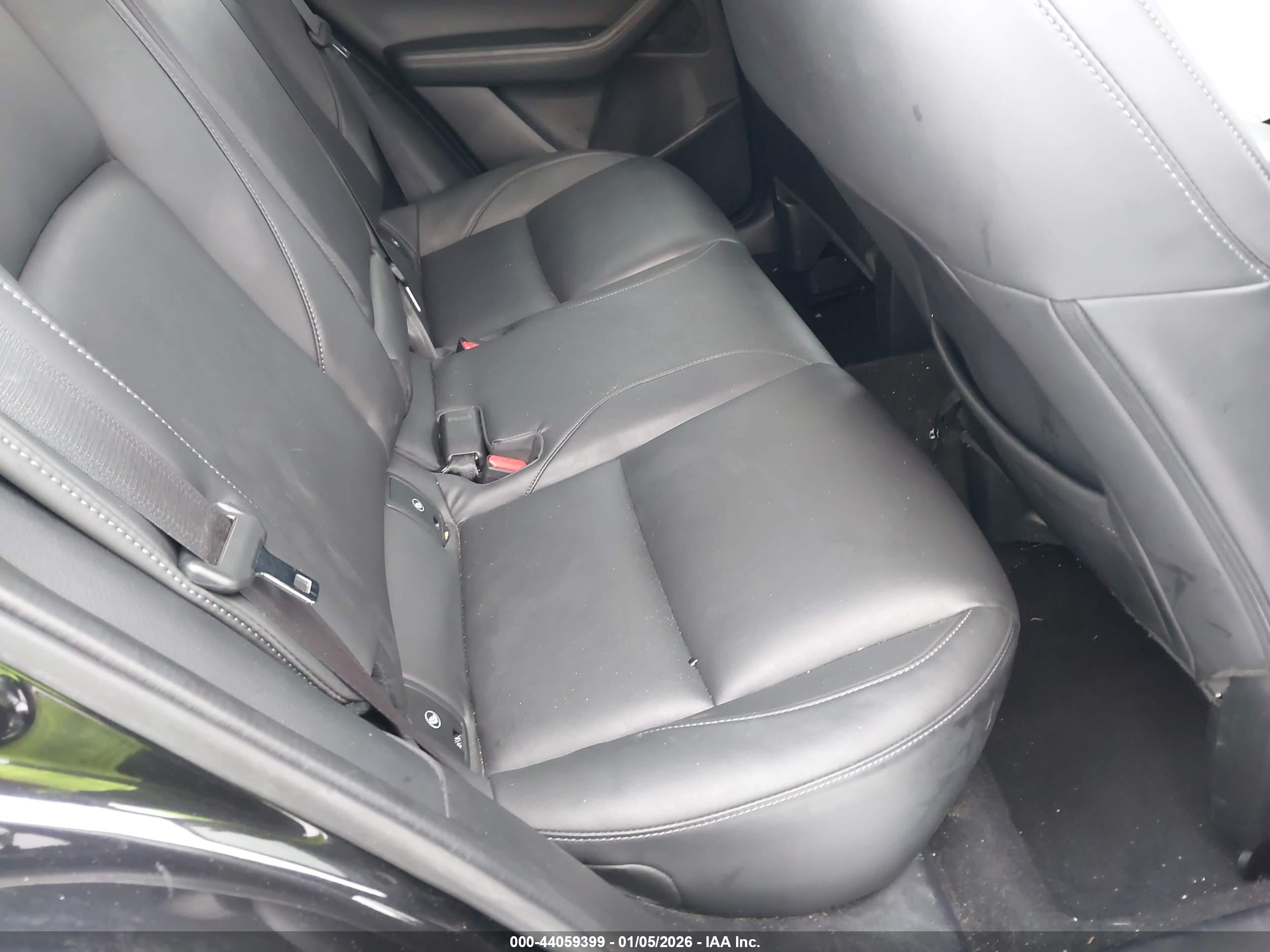 MAZDA CX-30 image 8