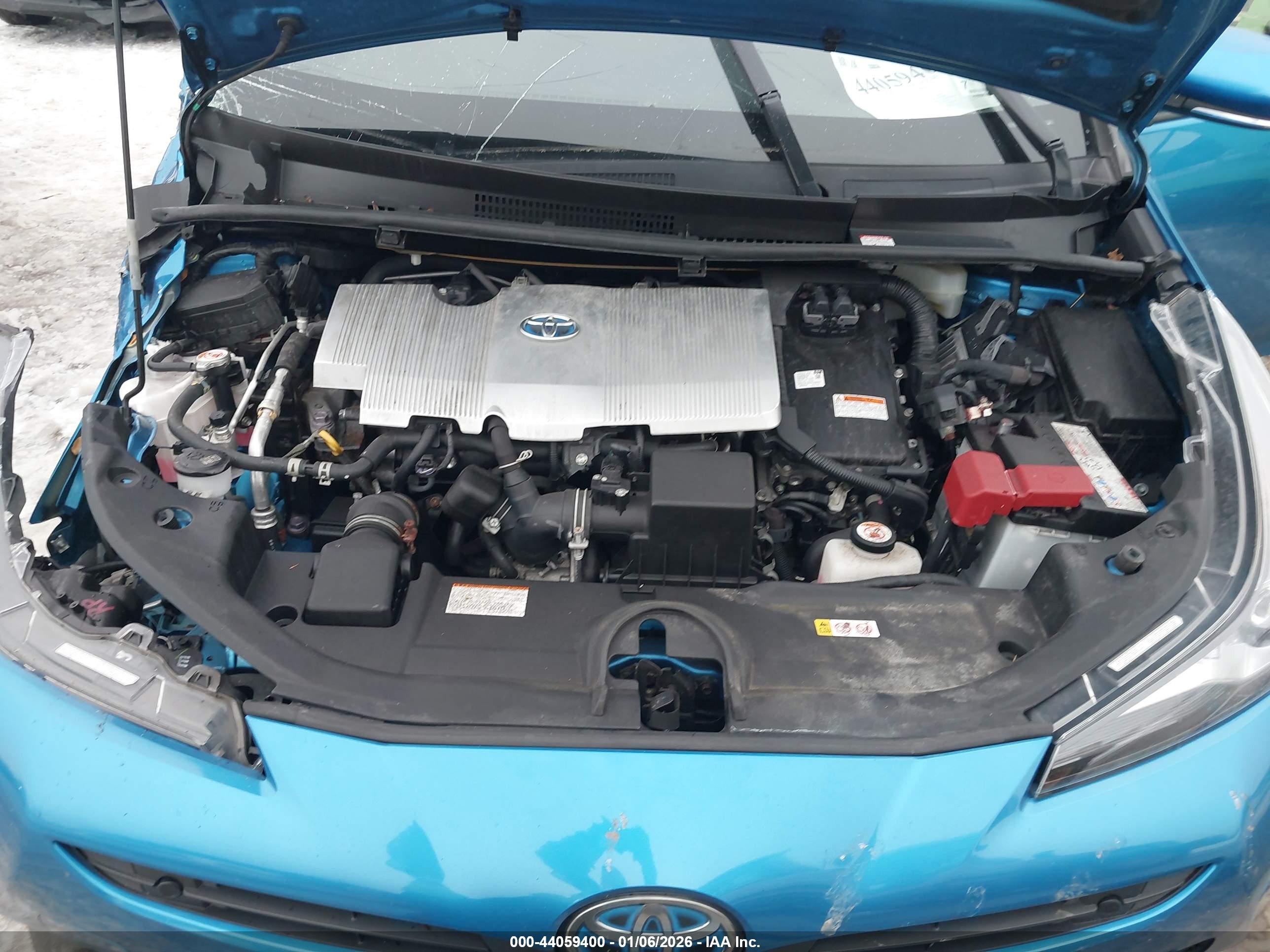 TOYOTA PRIUS image 10