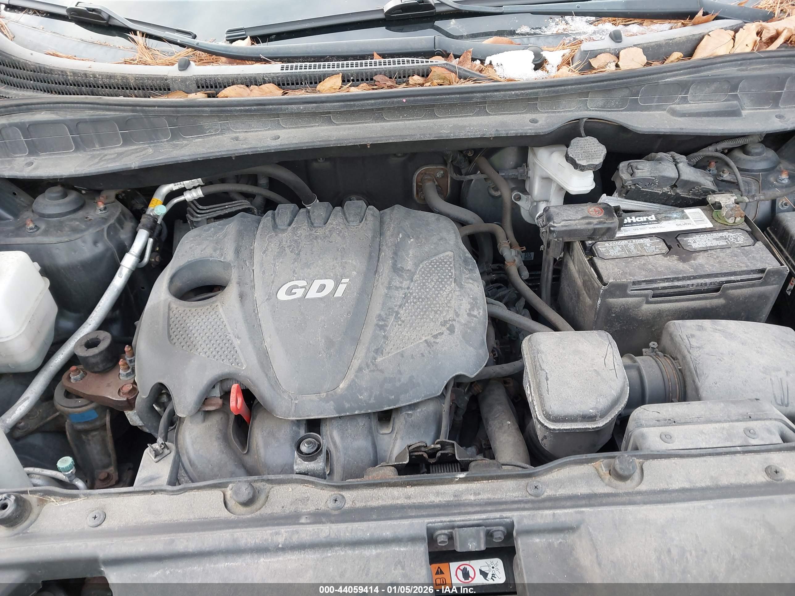 HYUNDAI TUCSON image 10