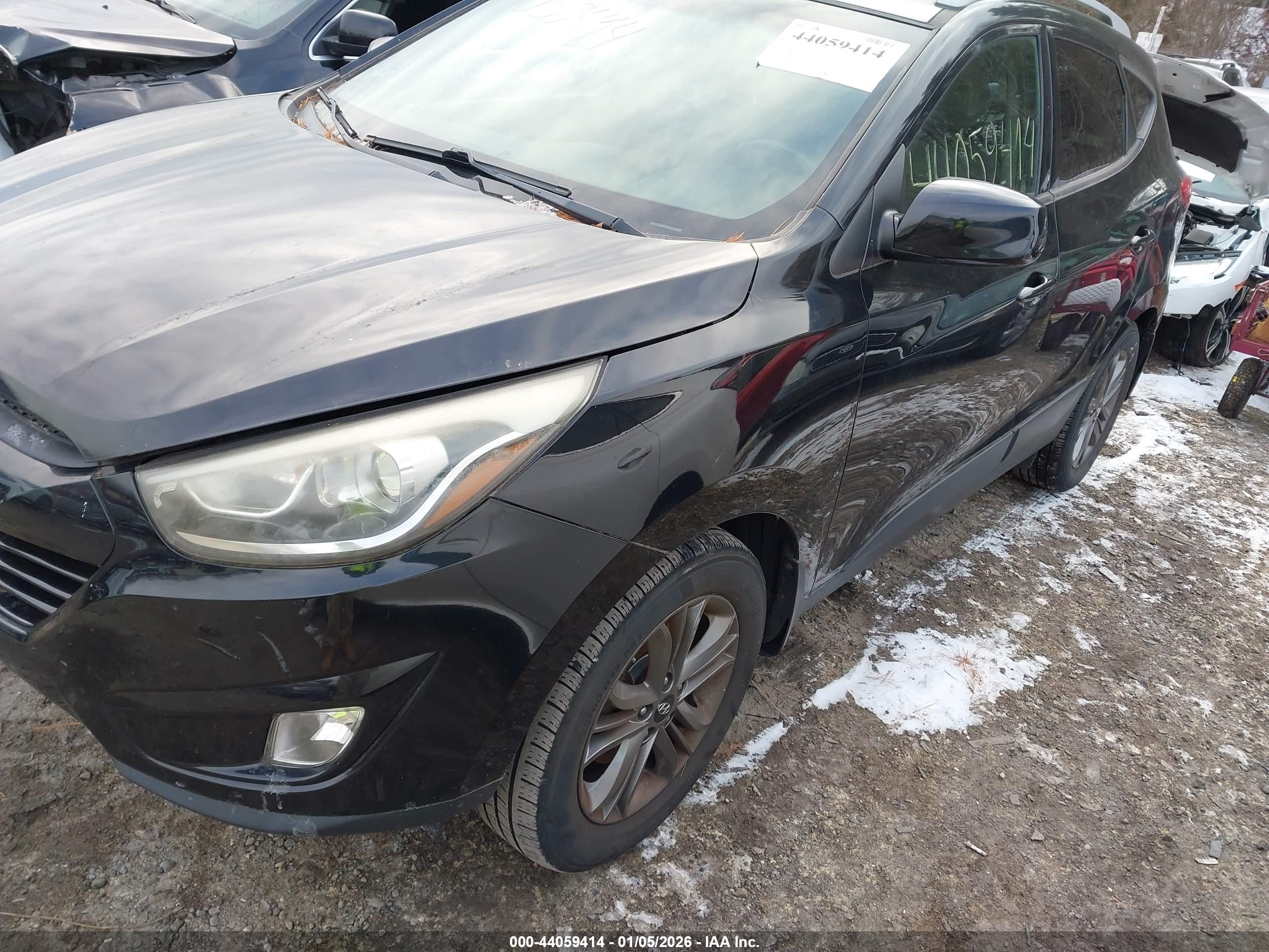 HYUNDAI TUCSON image 2