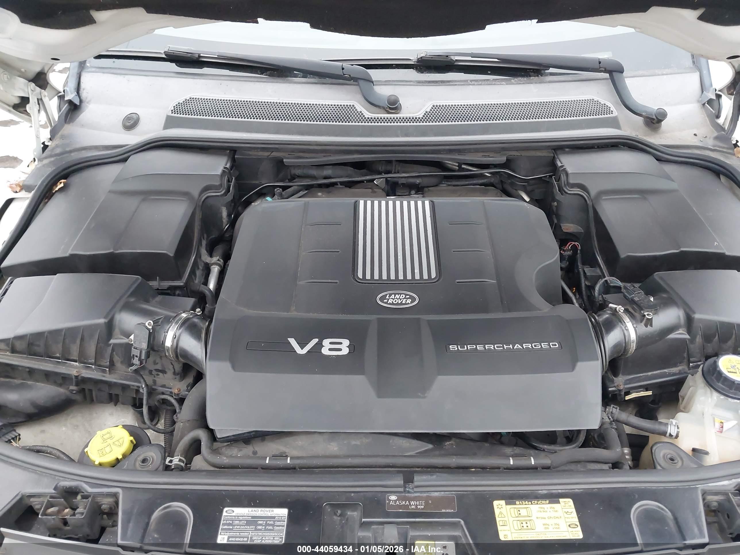 LAND ROVER image 10