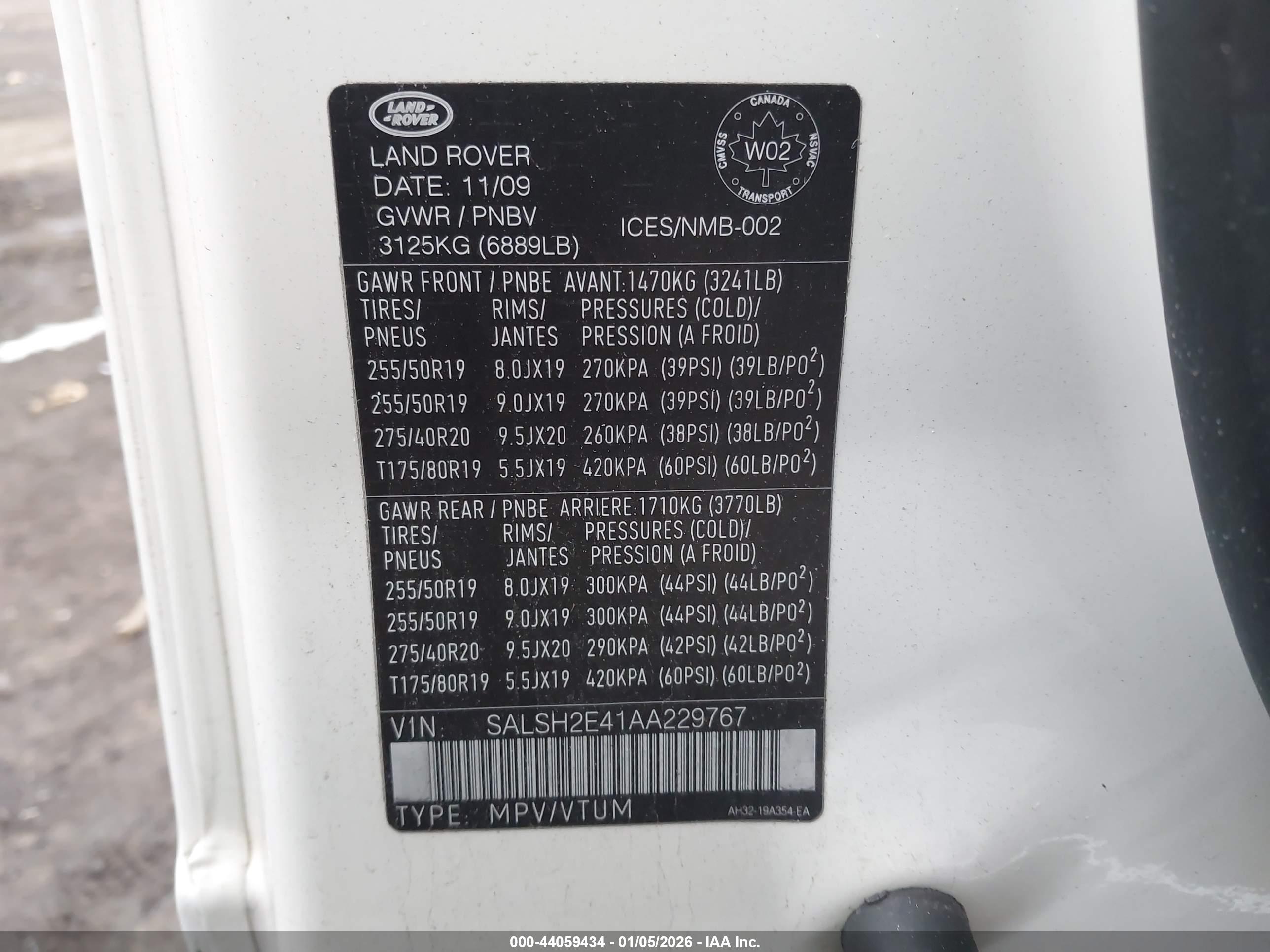 LAND ROVER image 9