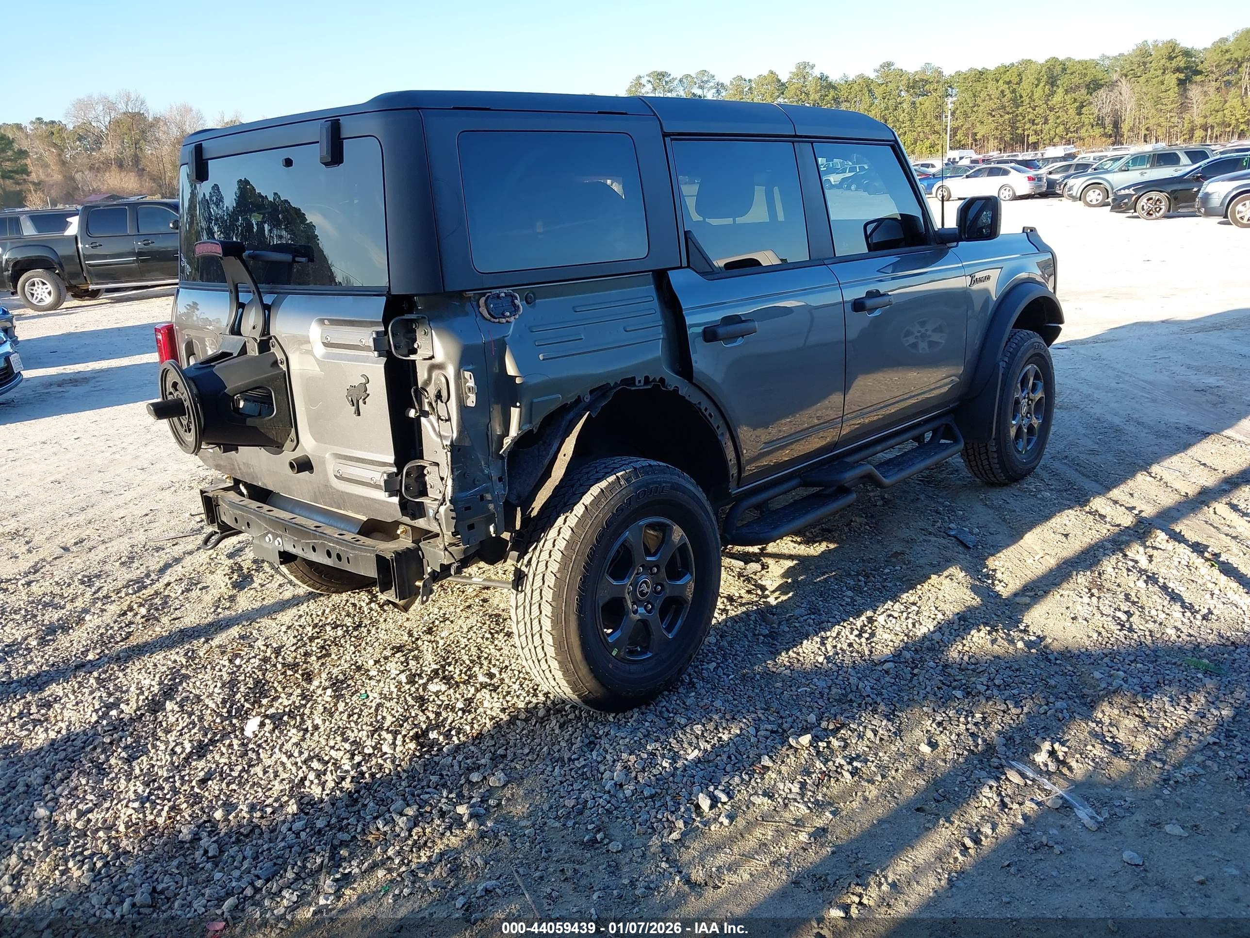 FORD BRONCO image 4