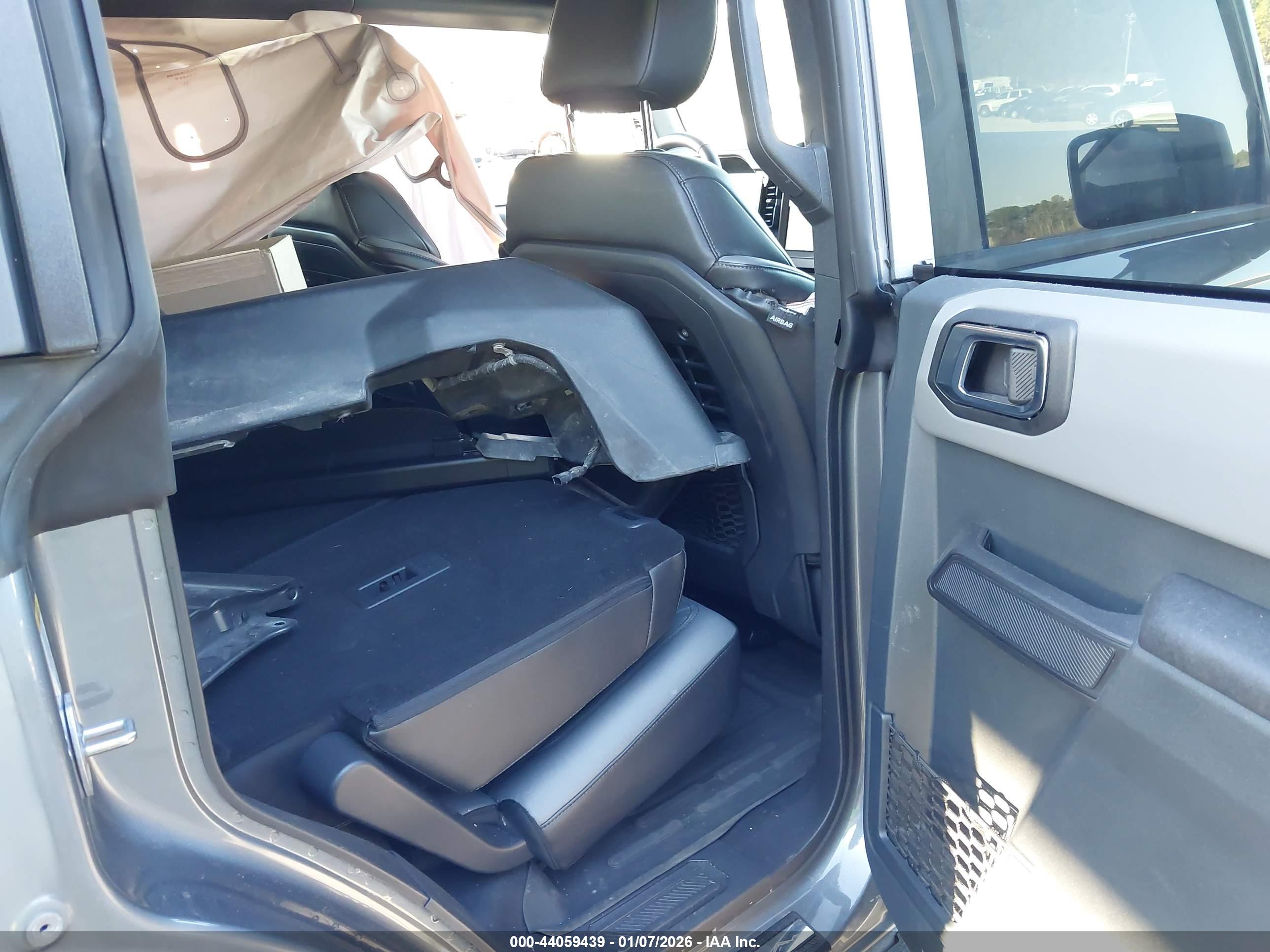 FORD BRONCO image 8