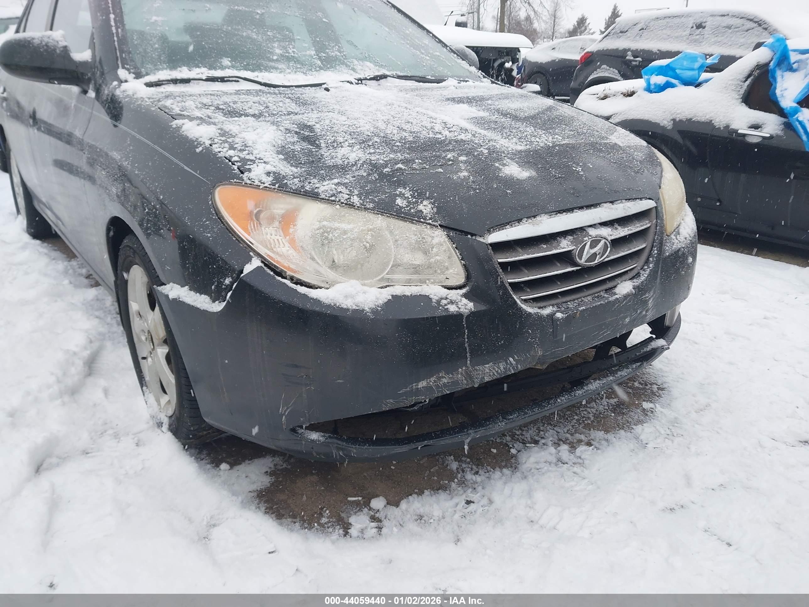 HYUNDAI ELANTRA image 6