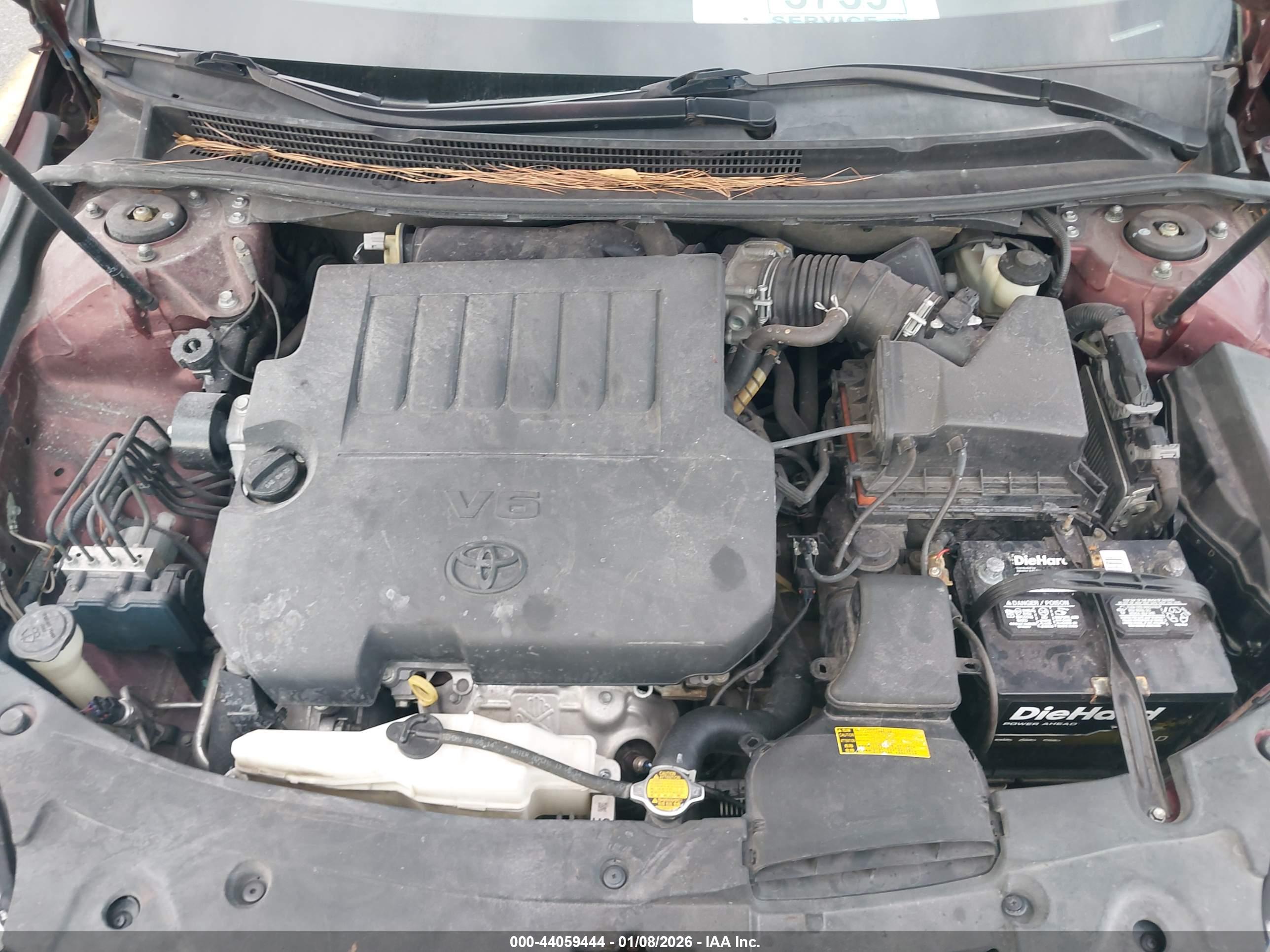 TOYOTA AVALON image 10